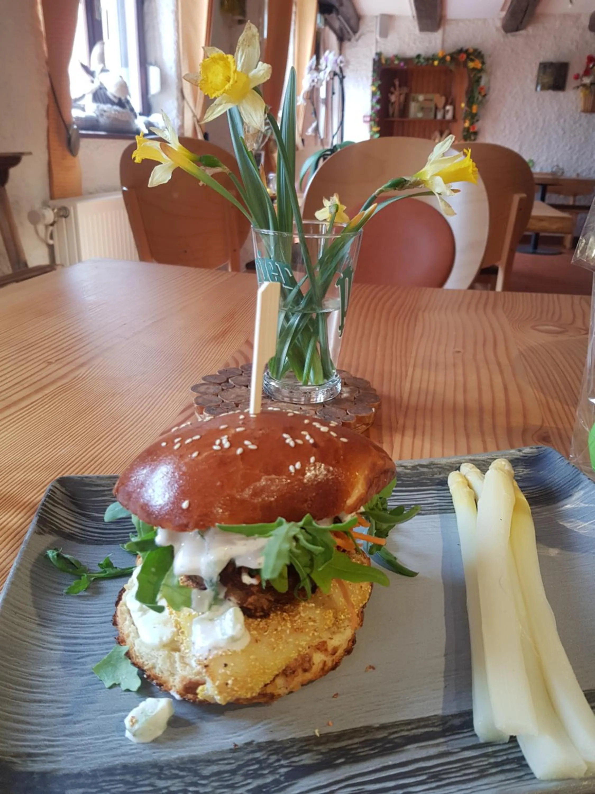 Food and drinks in Le Bouton d'Or