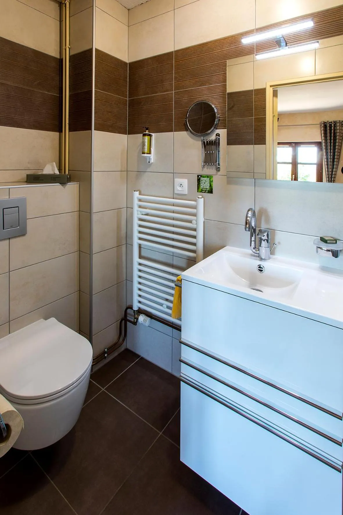 Shower in Le Bouton d'Or