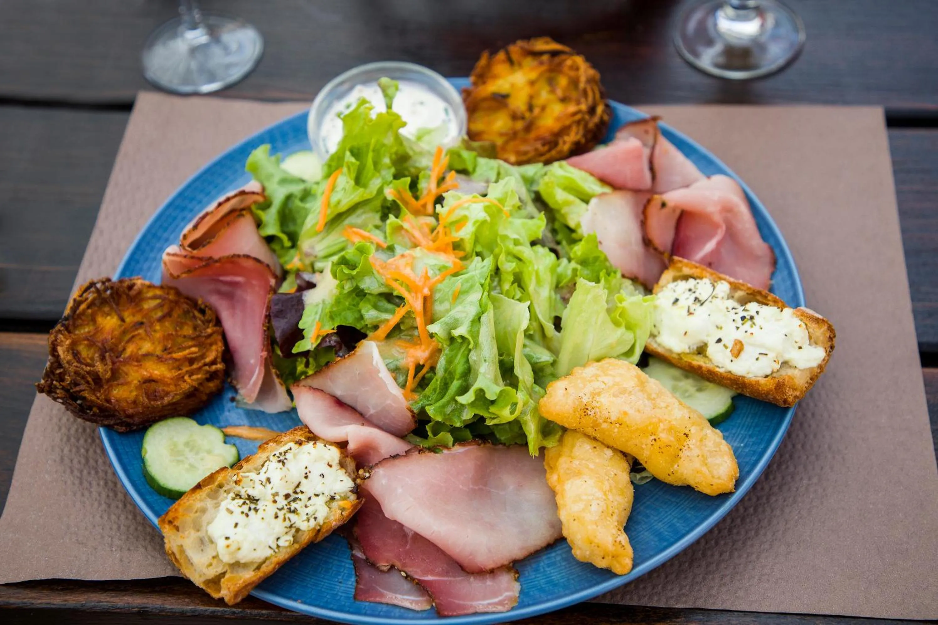 Food in Le Bouton d'Or