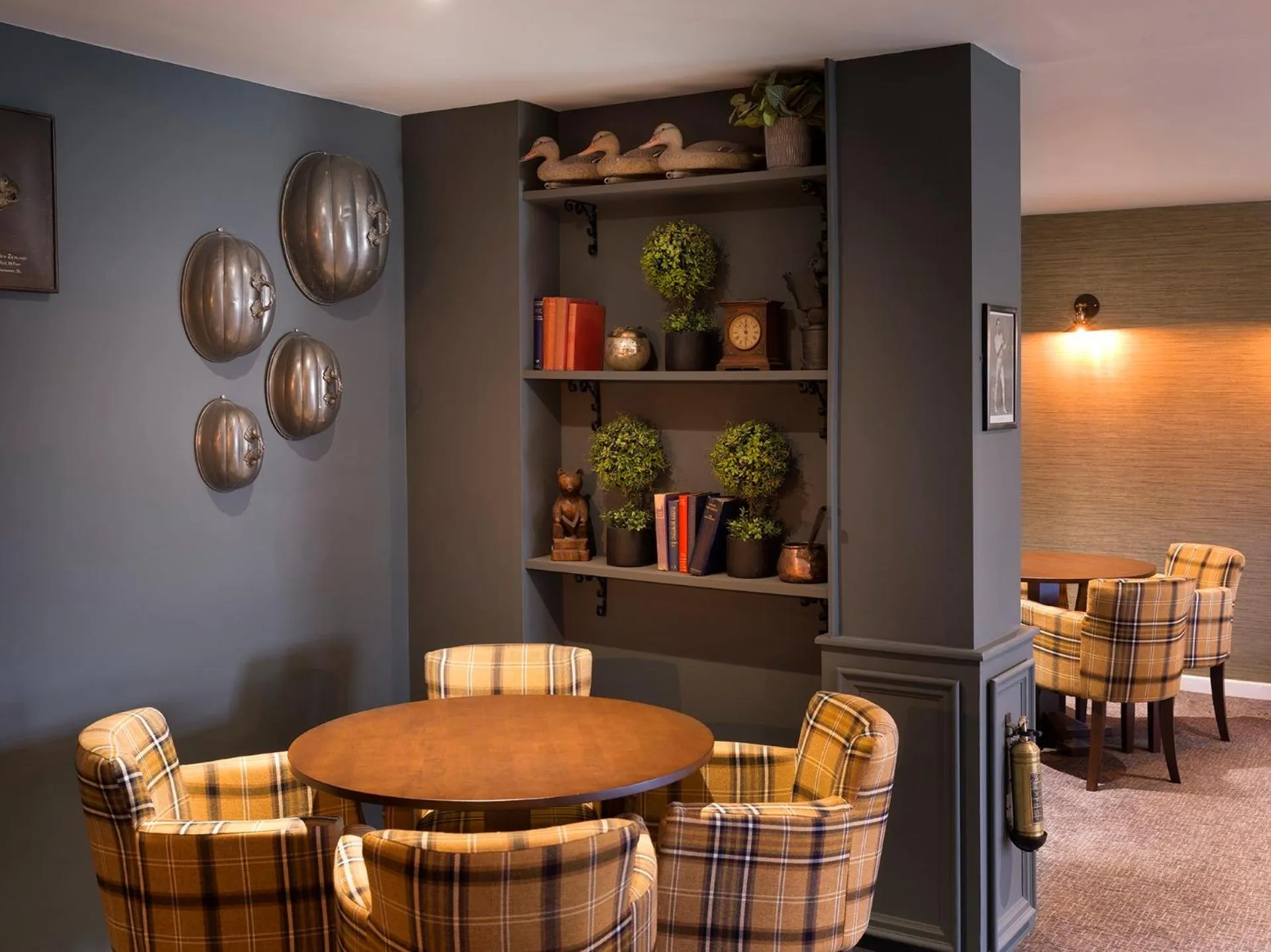 Coffee/tea facilities in The Bridge House; BW Signature Collection