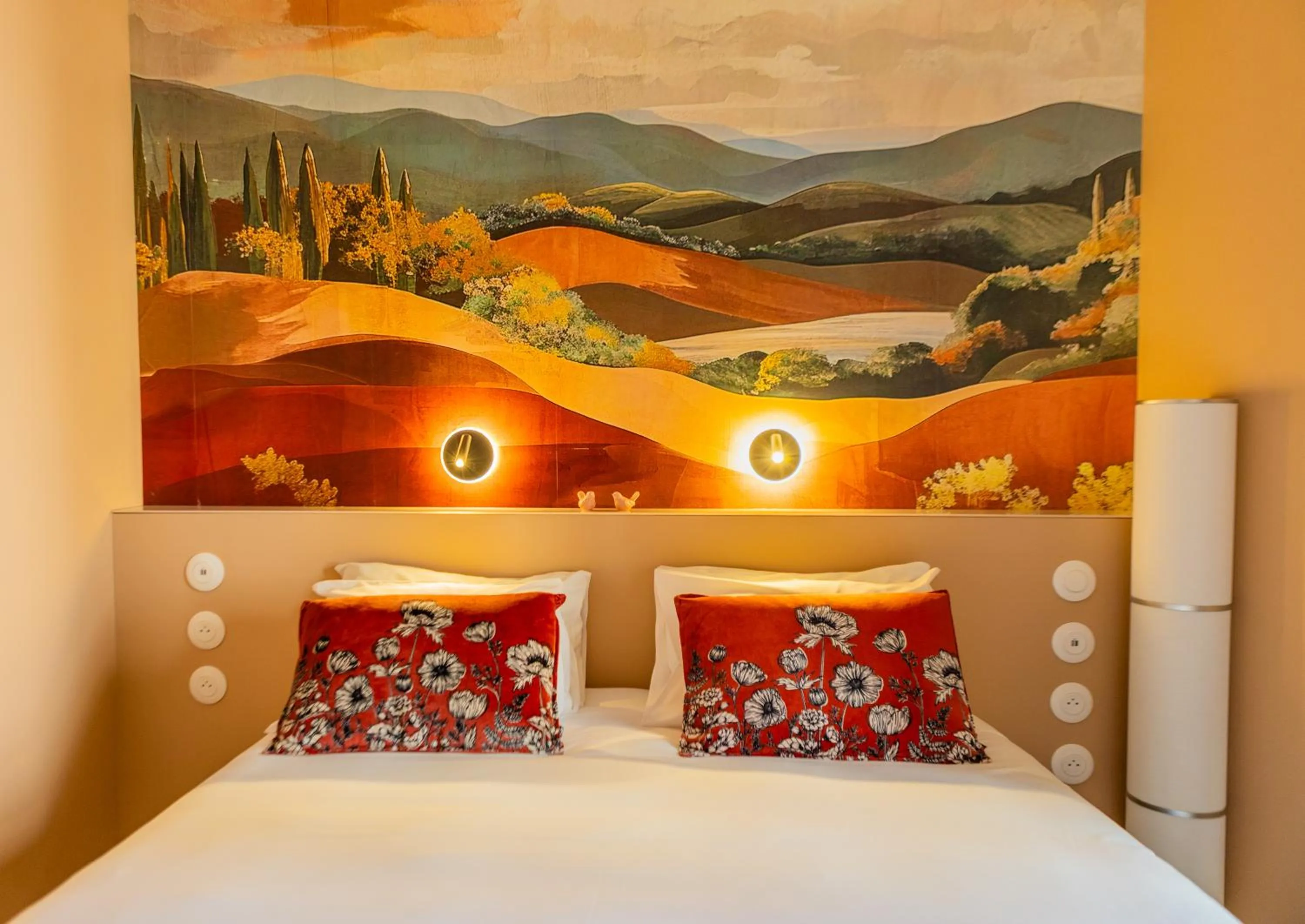 Bedroom, Bed in Garlande Hôtel Avignon Centre