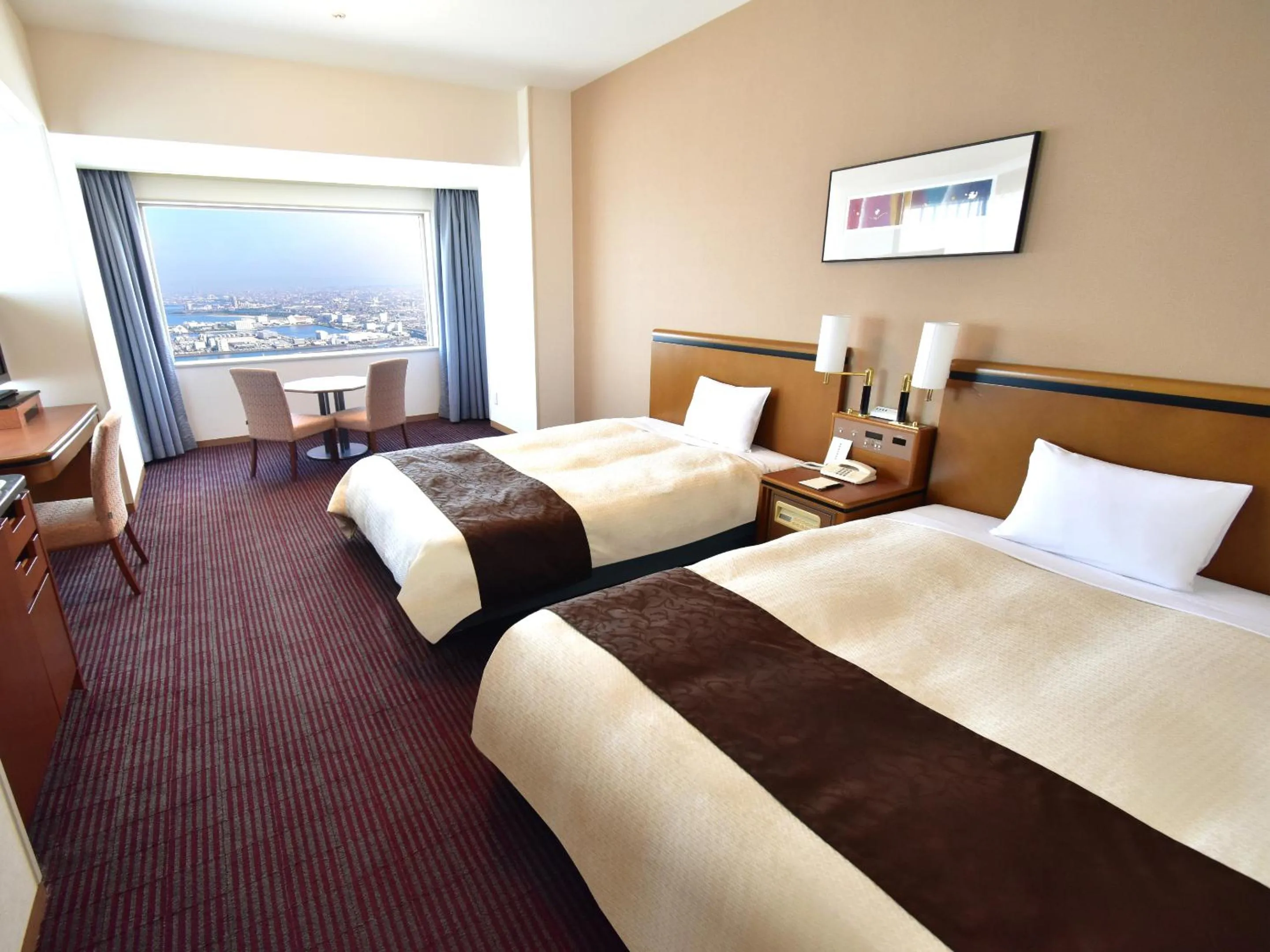Photo of the whole room, Bed in Star Gate Hotel Kansai Airport