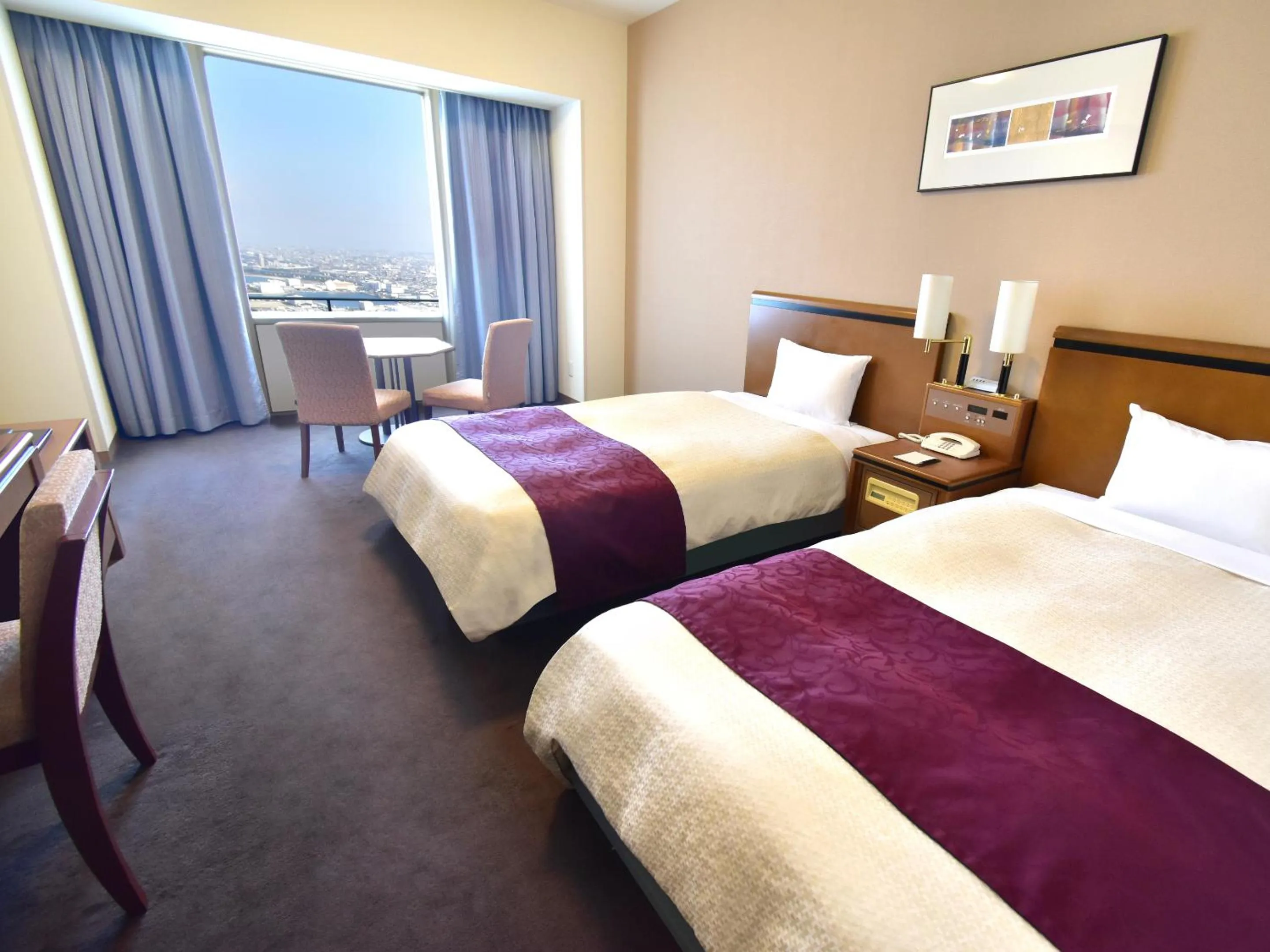 Photo of the whole room, Bed in Star Gate Hotel Kansai Airport