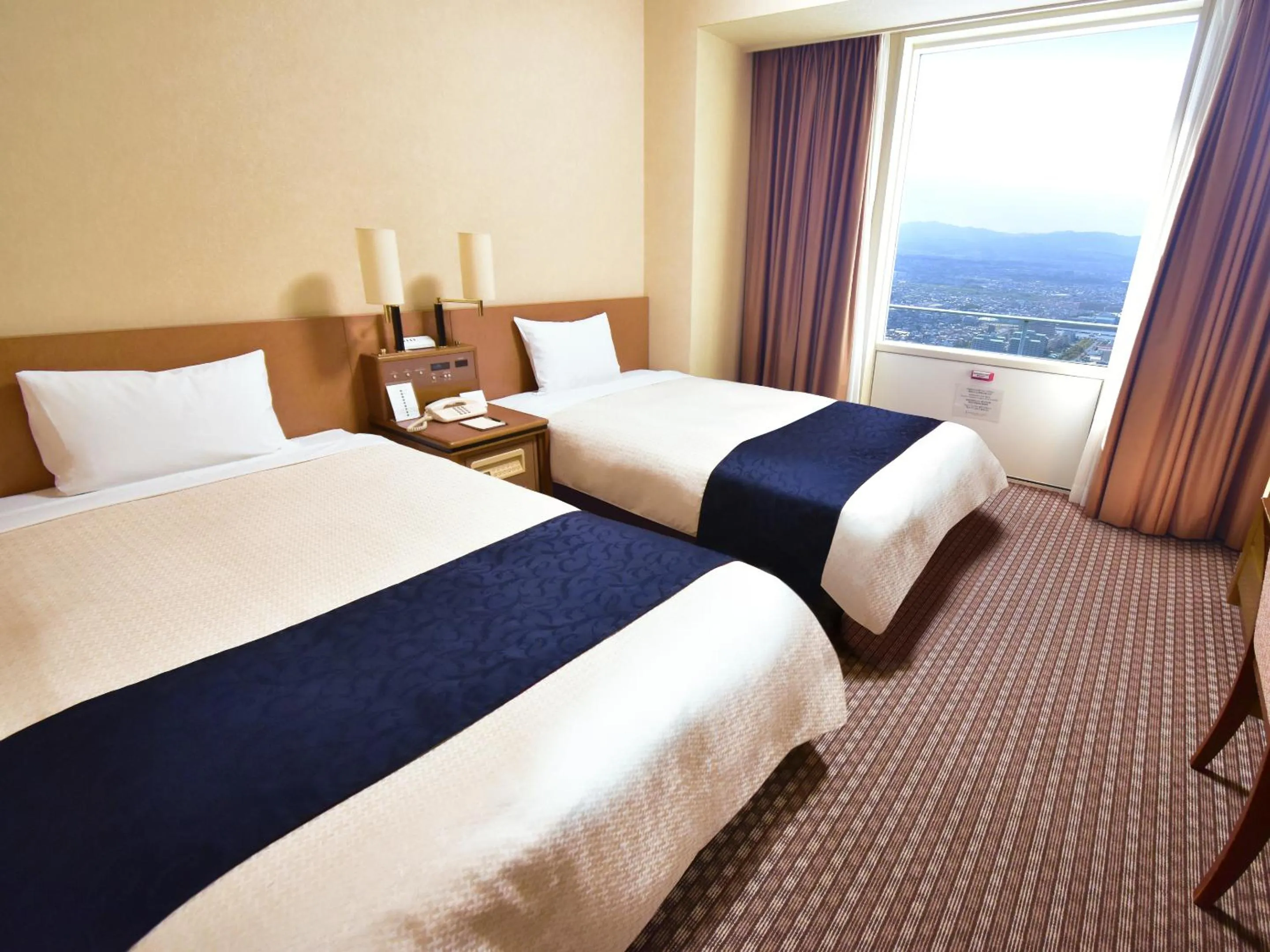 Photo of the whole room, Bed in Star Gate Hotel Kansai Airport