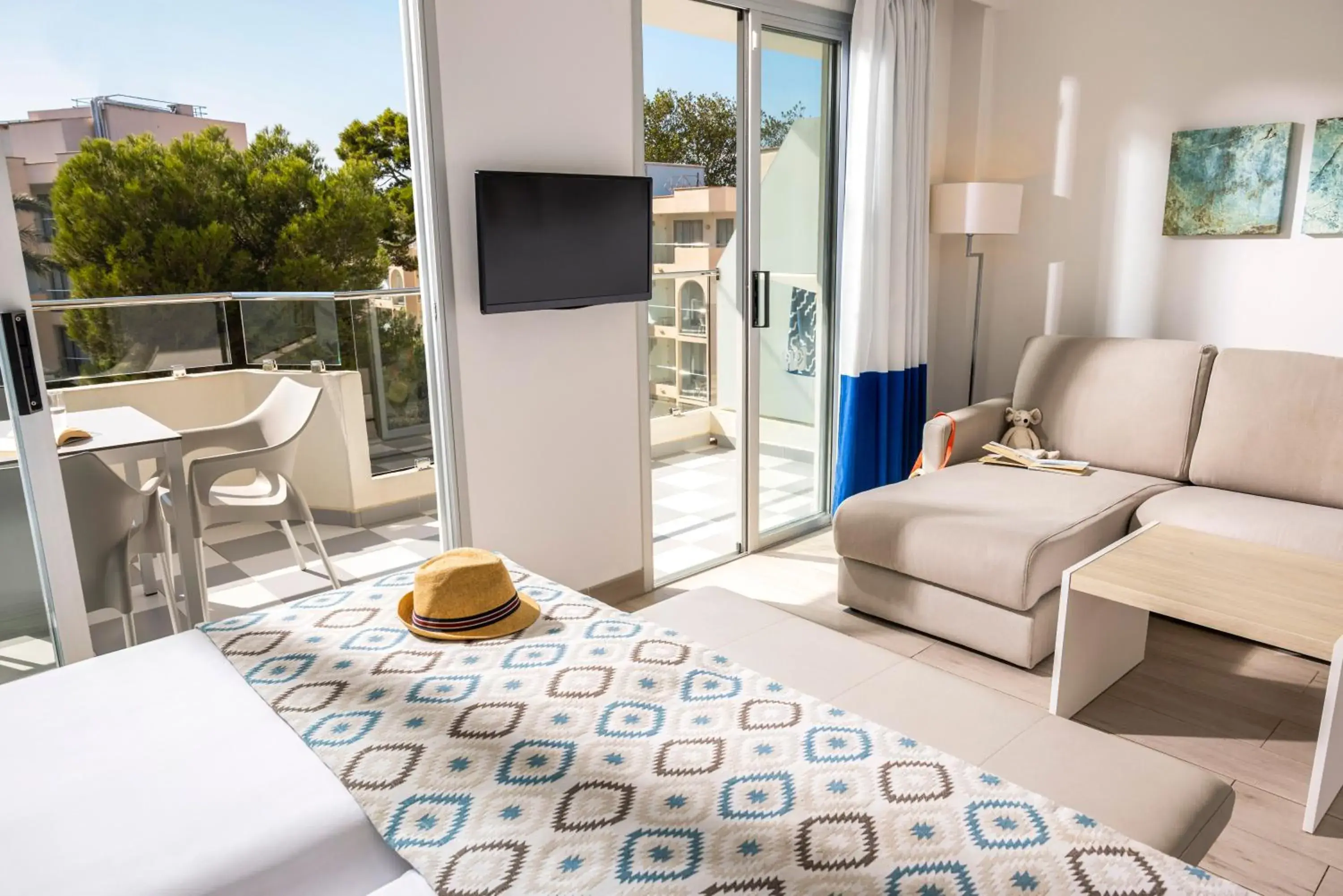 Family Room (1 Adult) in Grupotel Alcudia Pins Family Room (1 Adult) in Grupotel Alcudia Pins