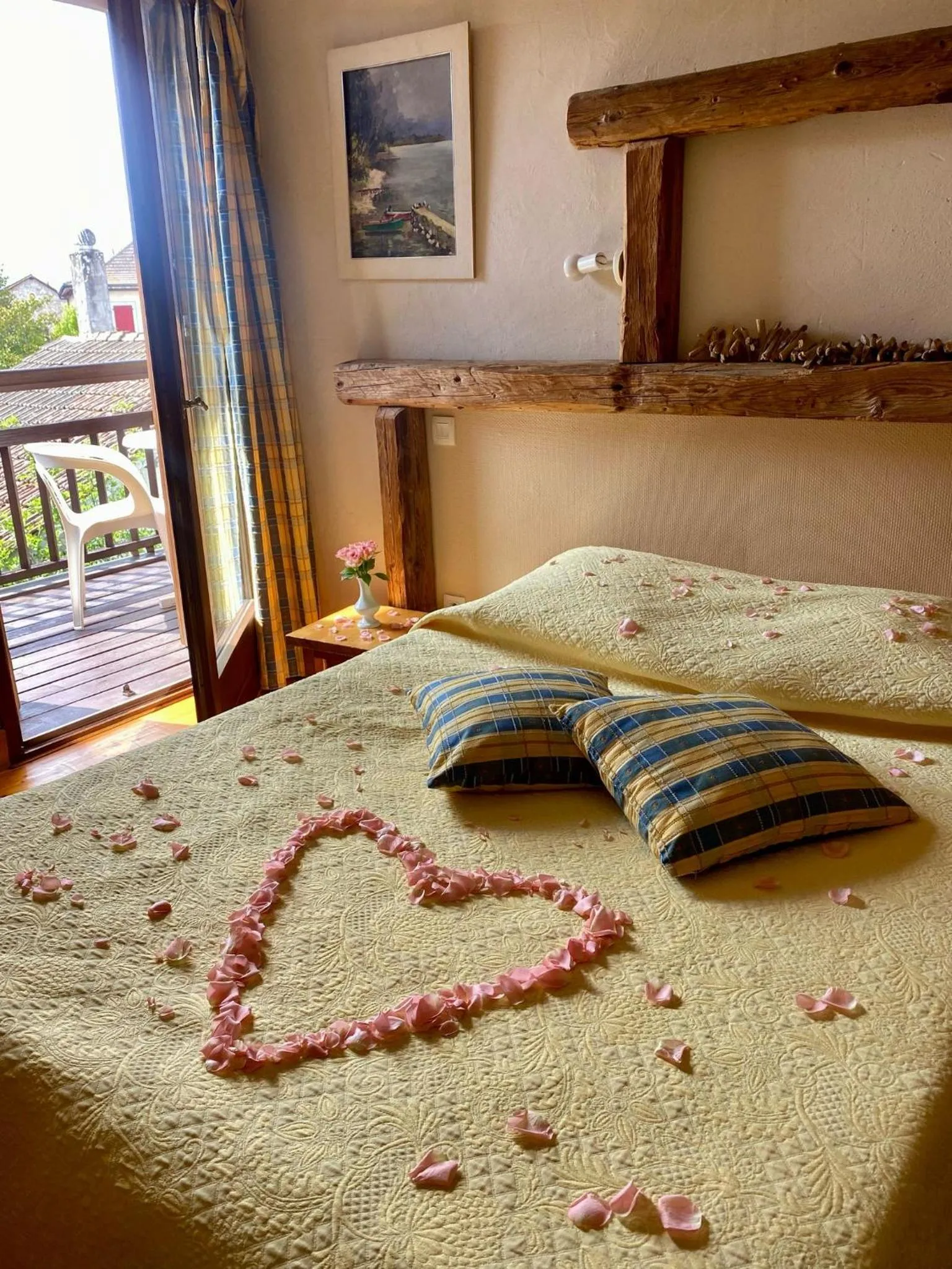 Bed in Auberge d'Anthy