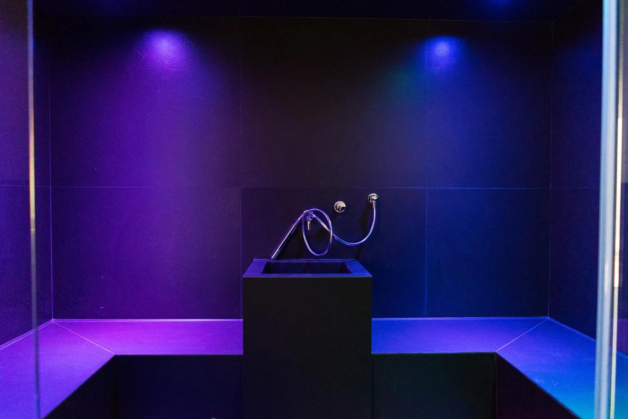 Hot Tub in Posia Retreat & Spa UNA Esperienze