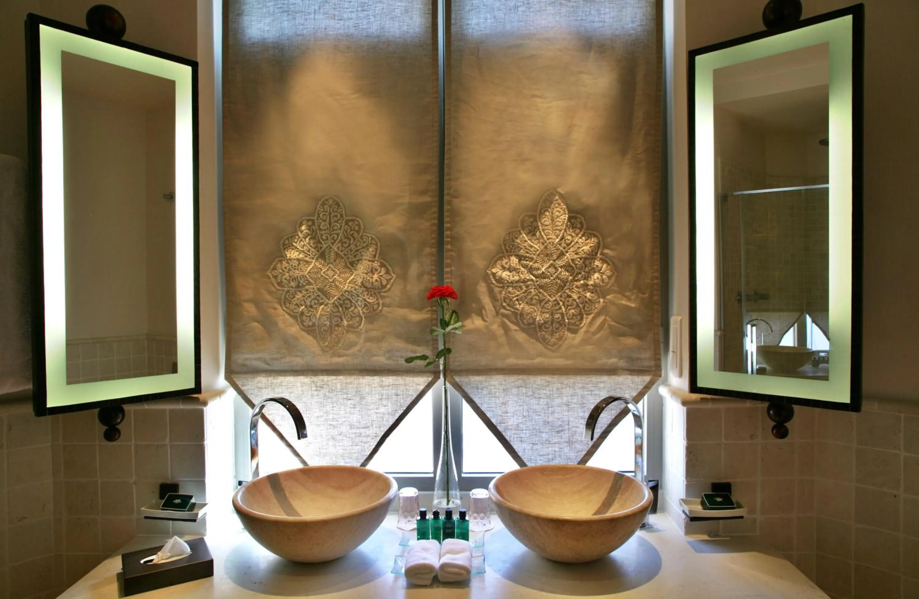 Bathroom in Tiara Yaktsa Côte d’Azur