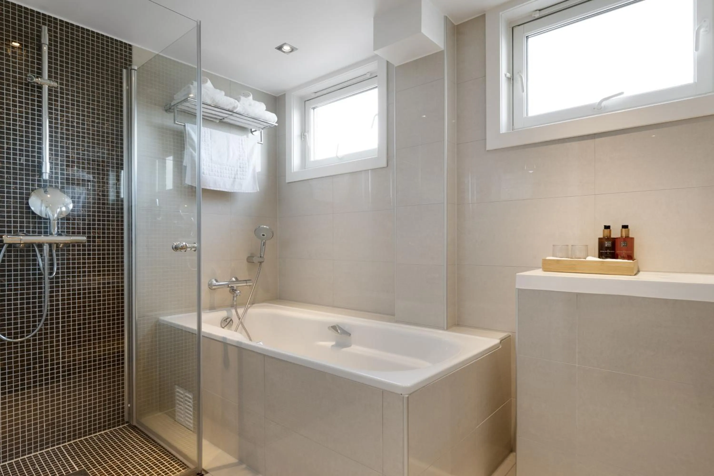 Bathroom in Frichs Hotel Hamar