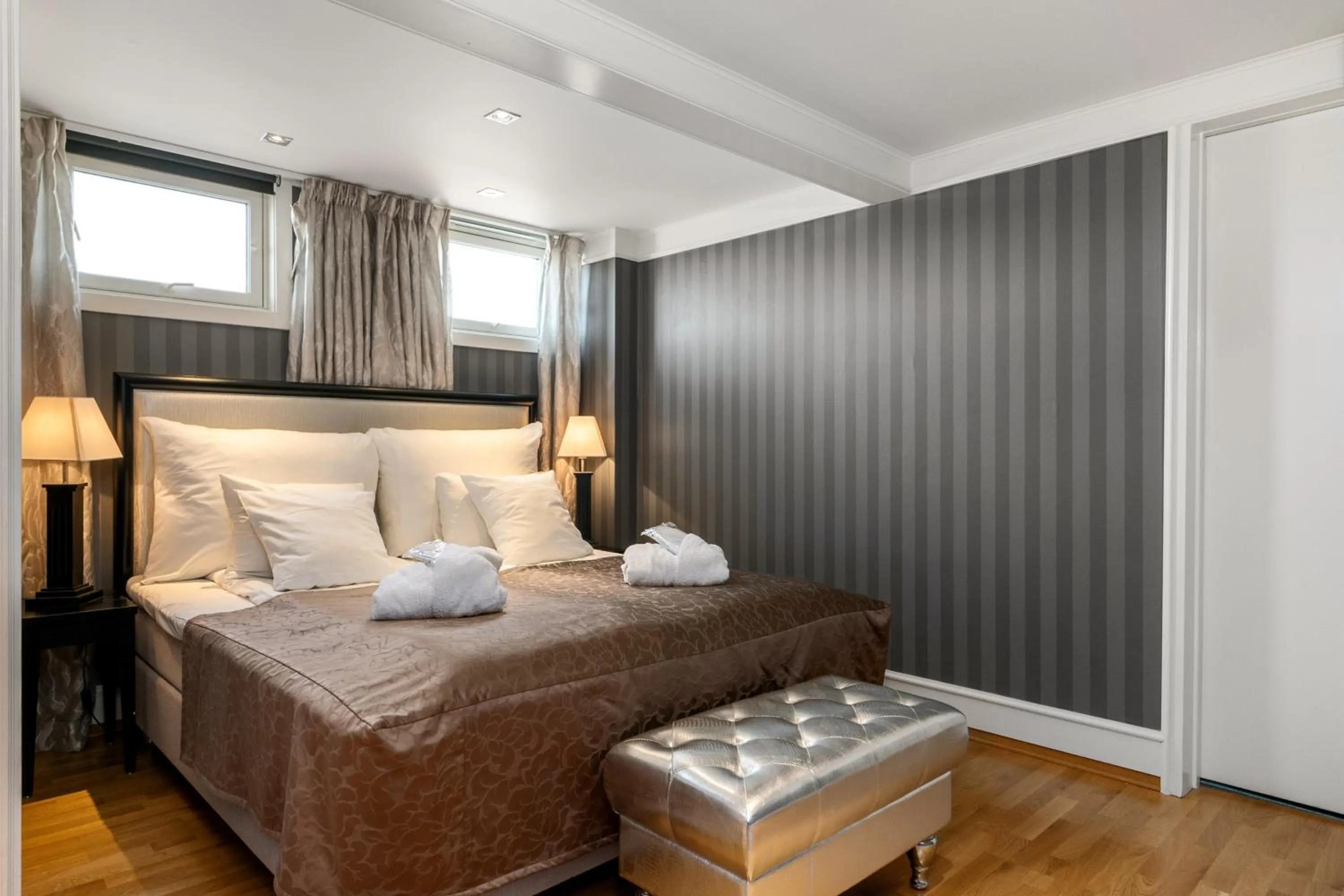 Bed in Frichs Hotel Hamar