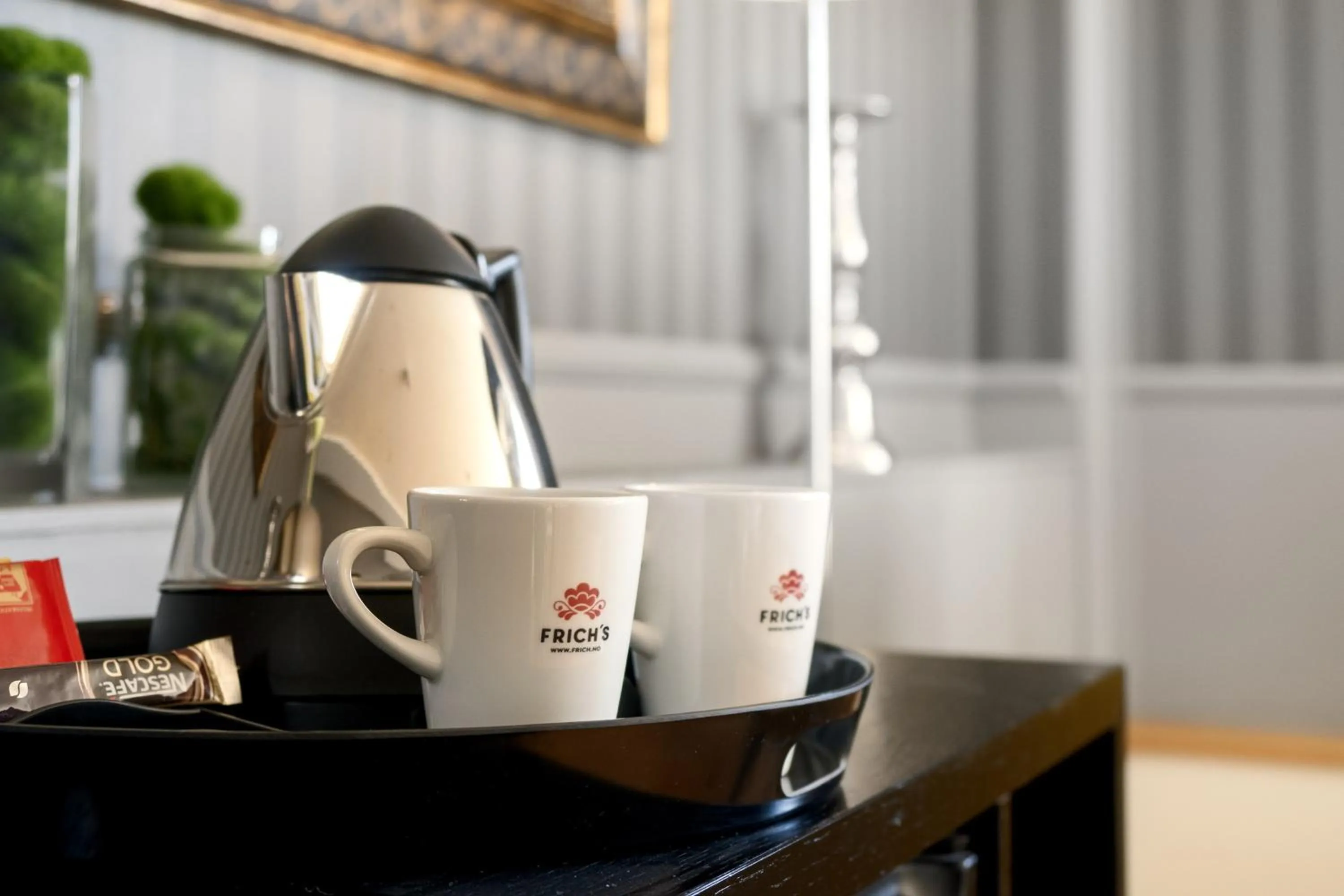 Coffee/tea facilities in Frichs Hotel Hamar