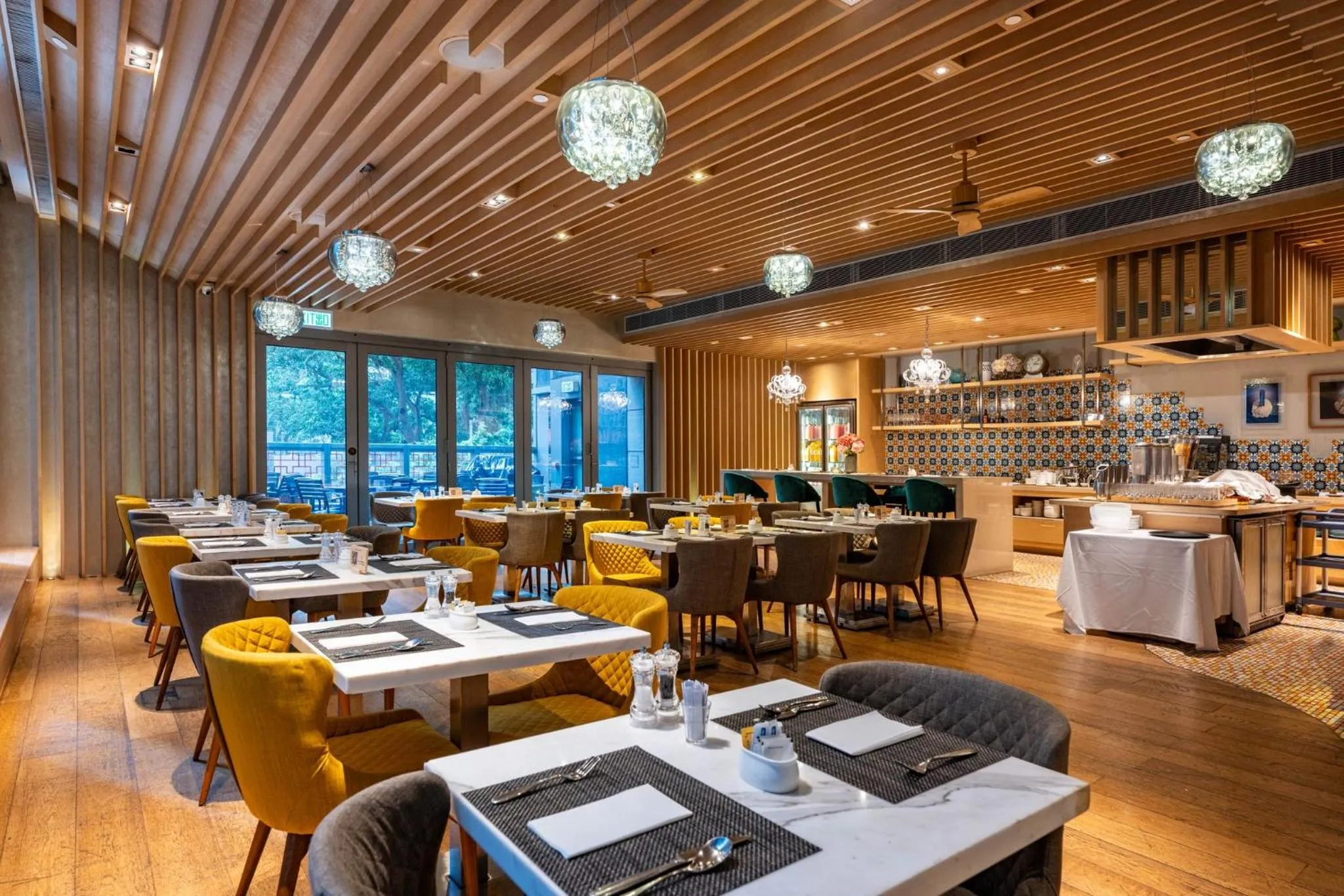 Restaurant/places to eat in Hotel Indigo Hong Kong Island by IHG