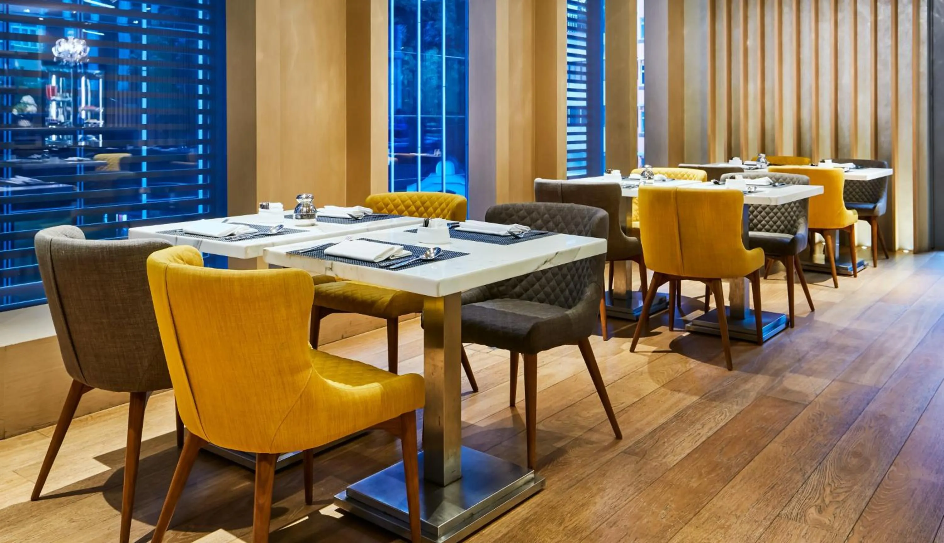 Restaurant/places to eat in Hotel Indigo Hong Kong Island by IHG