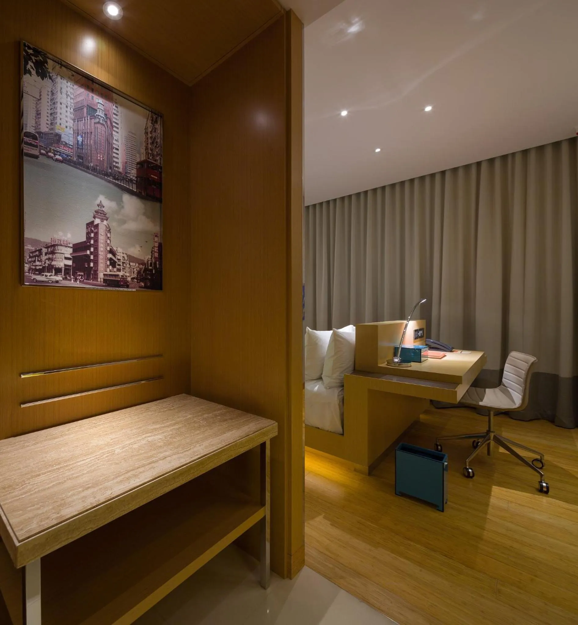 Photo of the whole room in Hotel Indigo Hong Kong Island by IHG