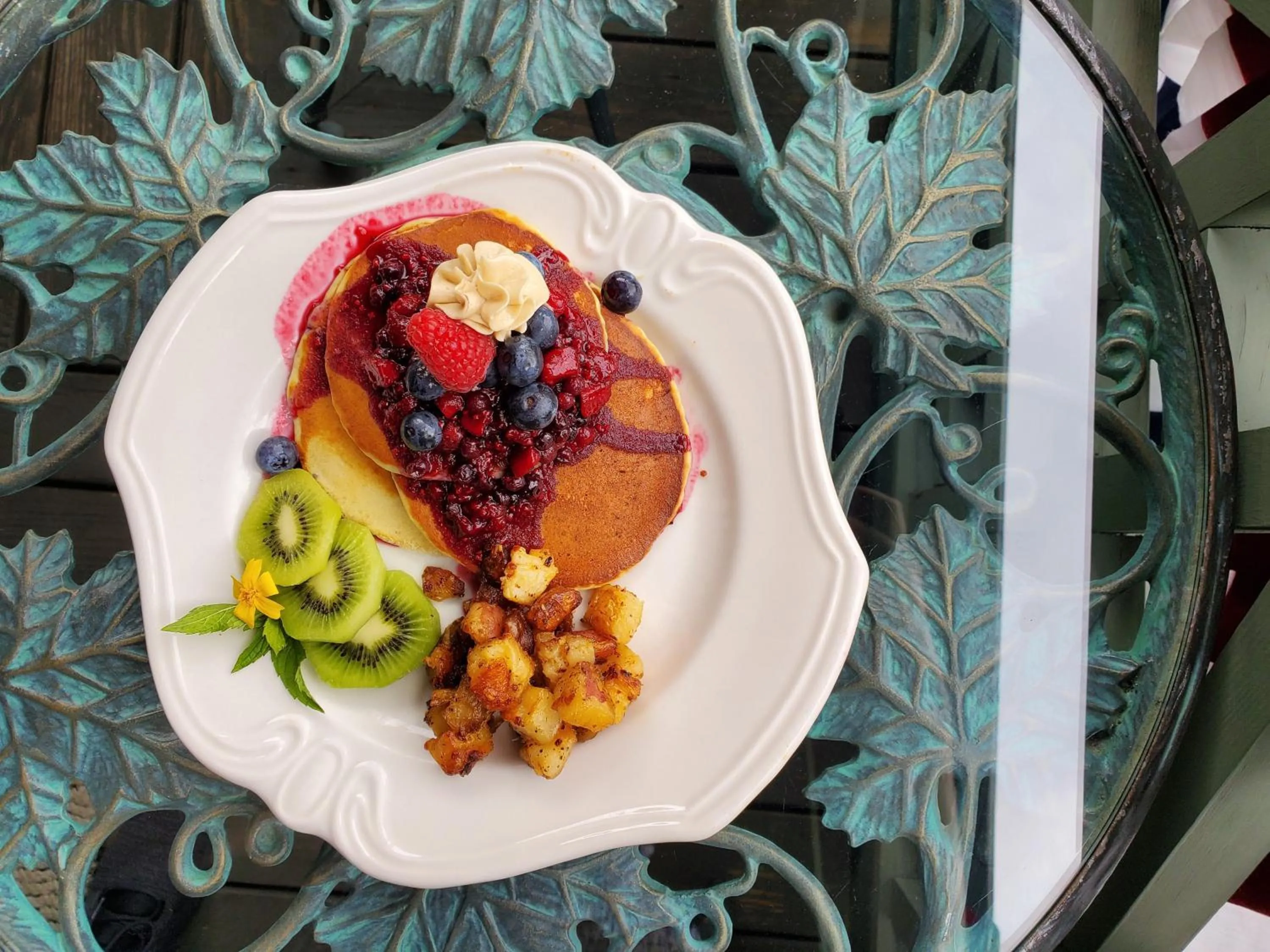 American breakfast in The Primrose