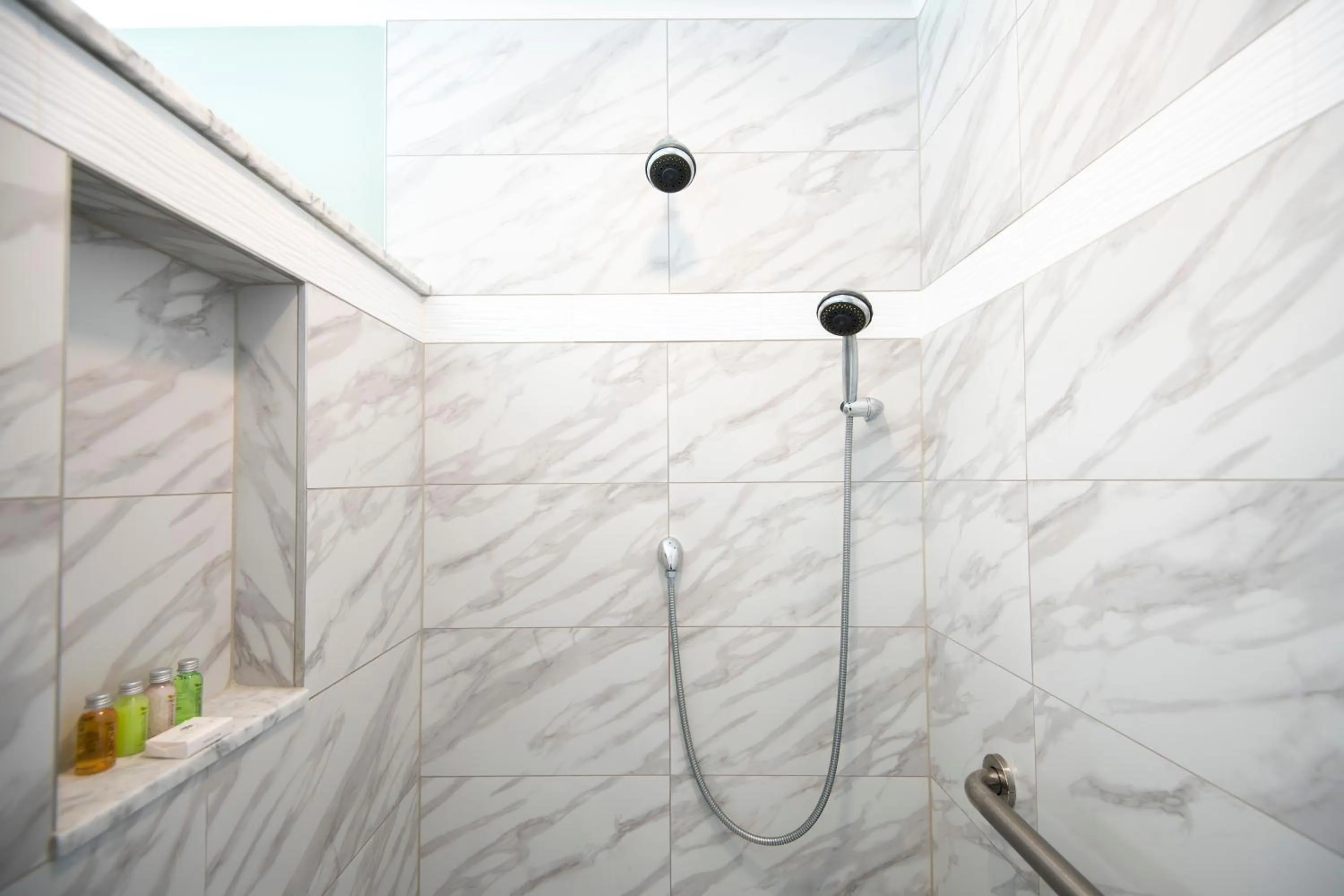 Shower in The Primrose