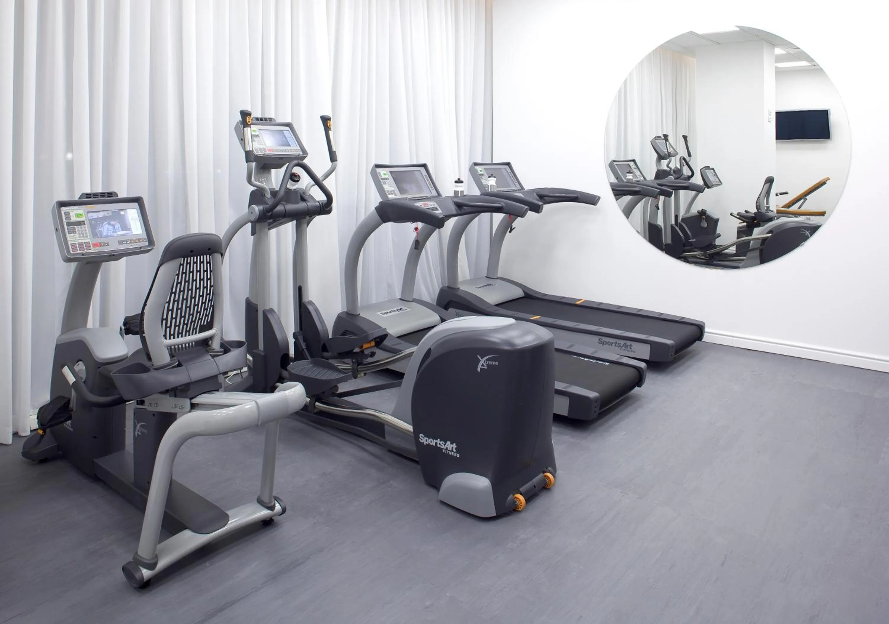 Fitness centre/facilities in Leonardo Boutique Hotel Tel Aviv