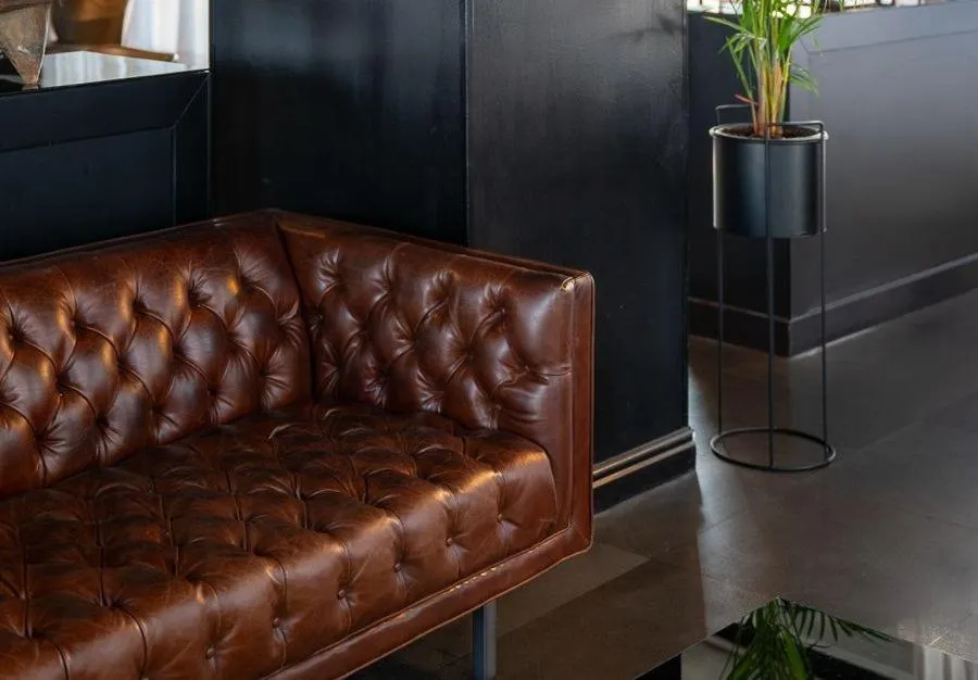 Communal lounge/ TV room in Leonardo Boutique Hotel Tel Aviv