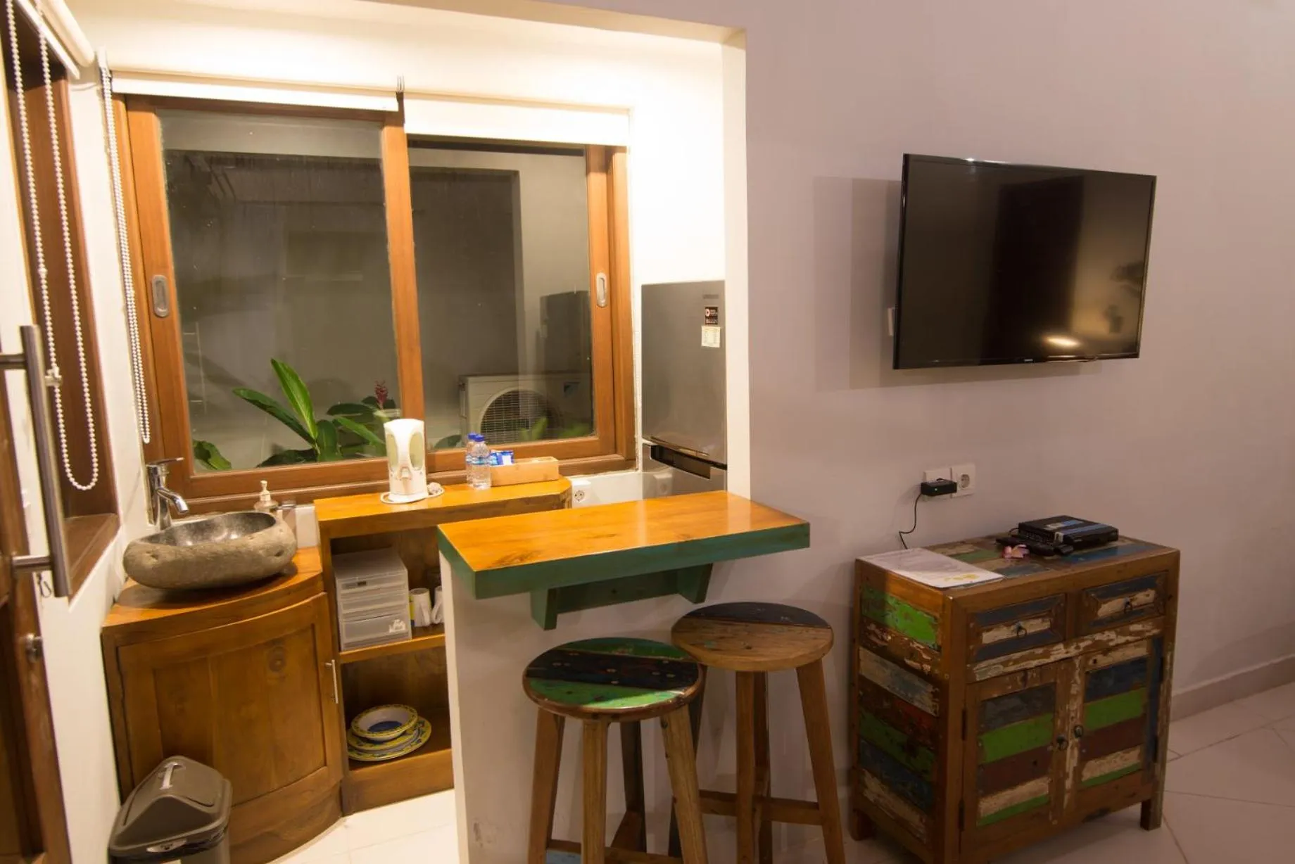 TV and multimedia in Bali Santi Bungalows