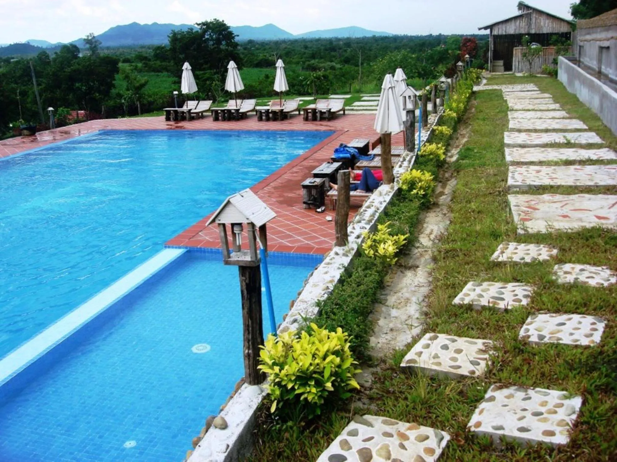 Swimming pool in Memoria Palace & Resort