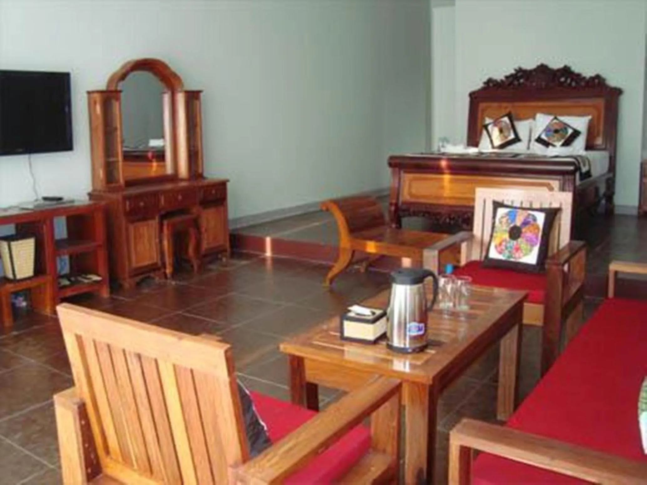 Bed in Memoria Palace & Resort