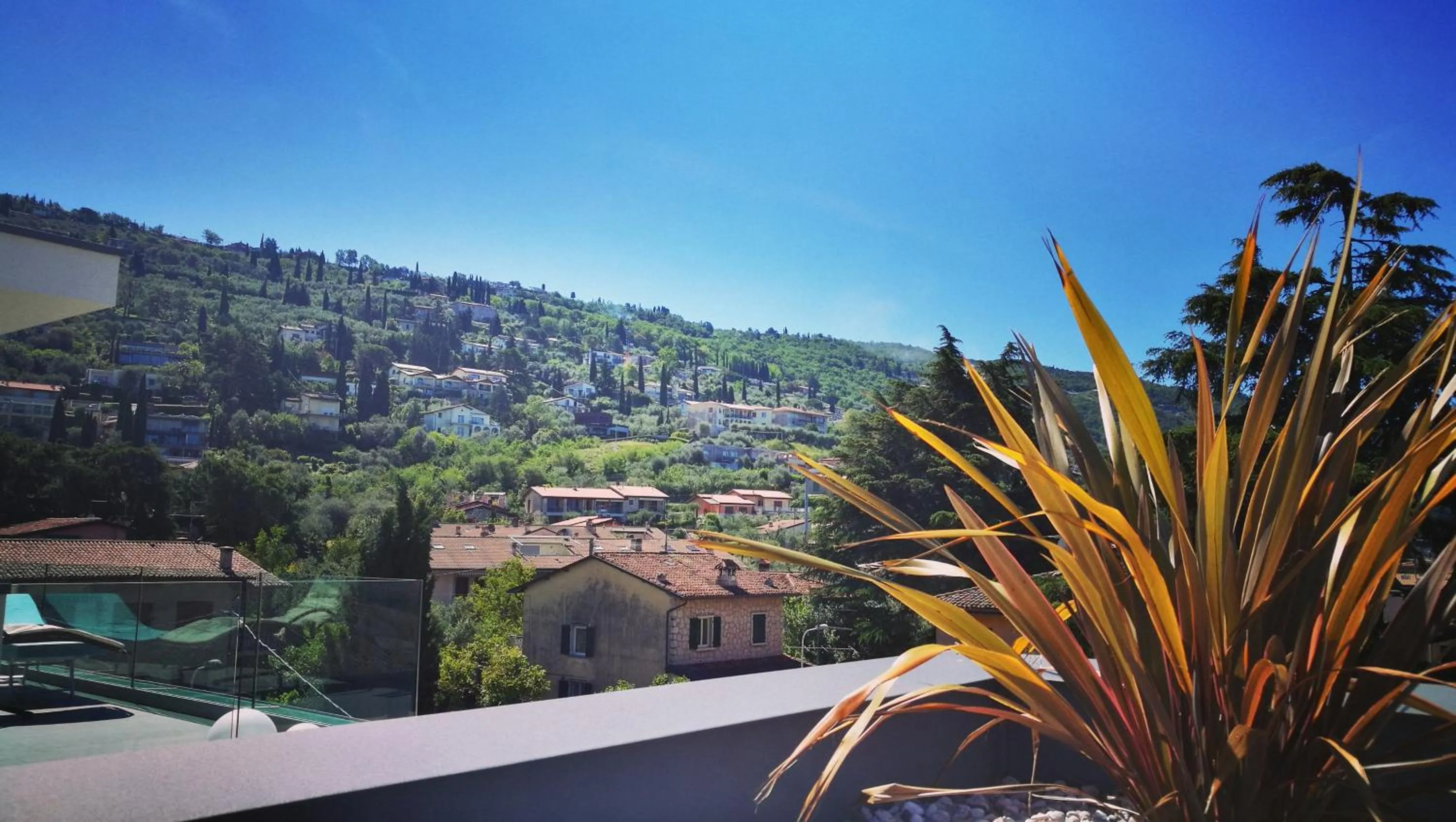 Spring in Suite Laura - Torri del Benaco