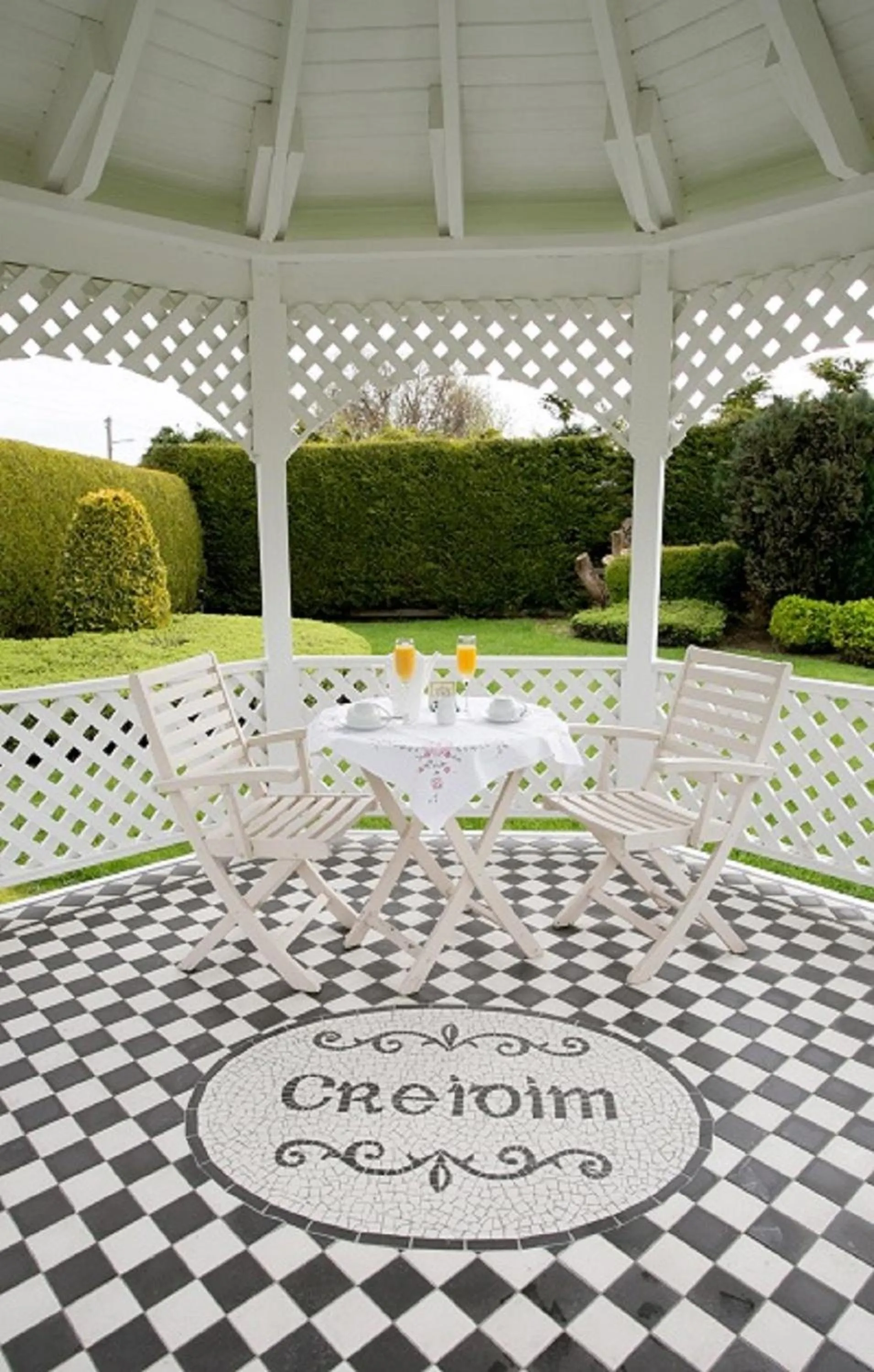 Patio in San Juan B&B