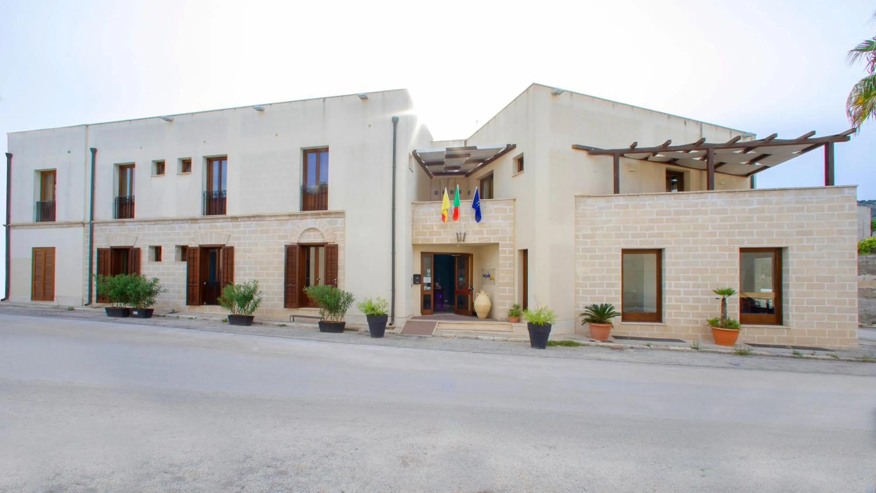 Property building in Insula Hotel