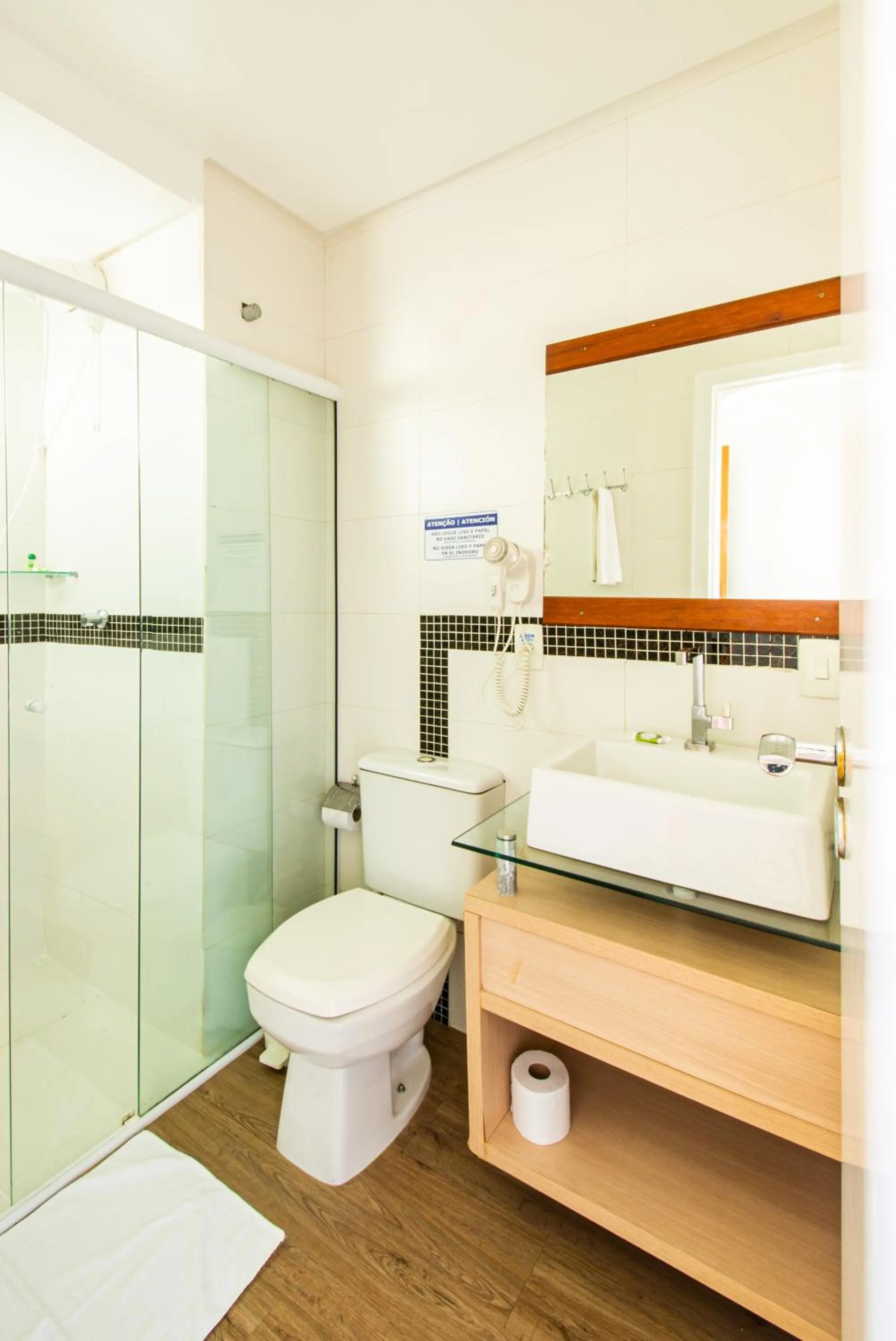 Bathroom in Pousada Cristalmar