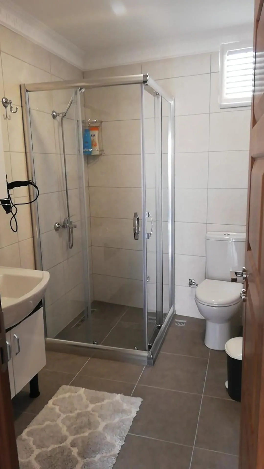 Bathroom in Little Palace Blue Apartment