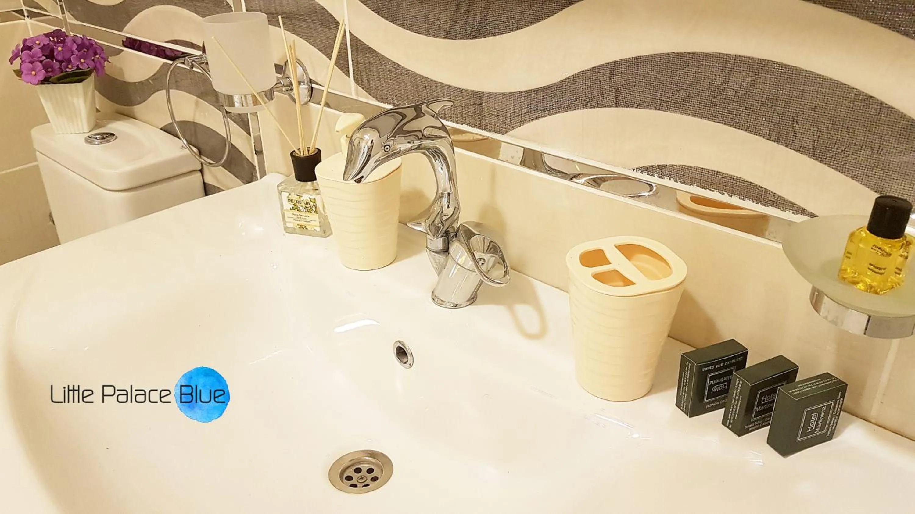 Bathroom in Little Palace Blue Apartment