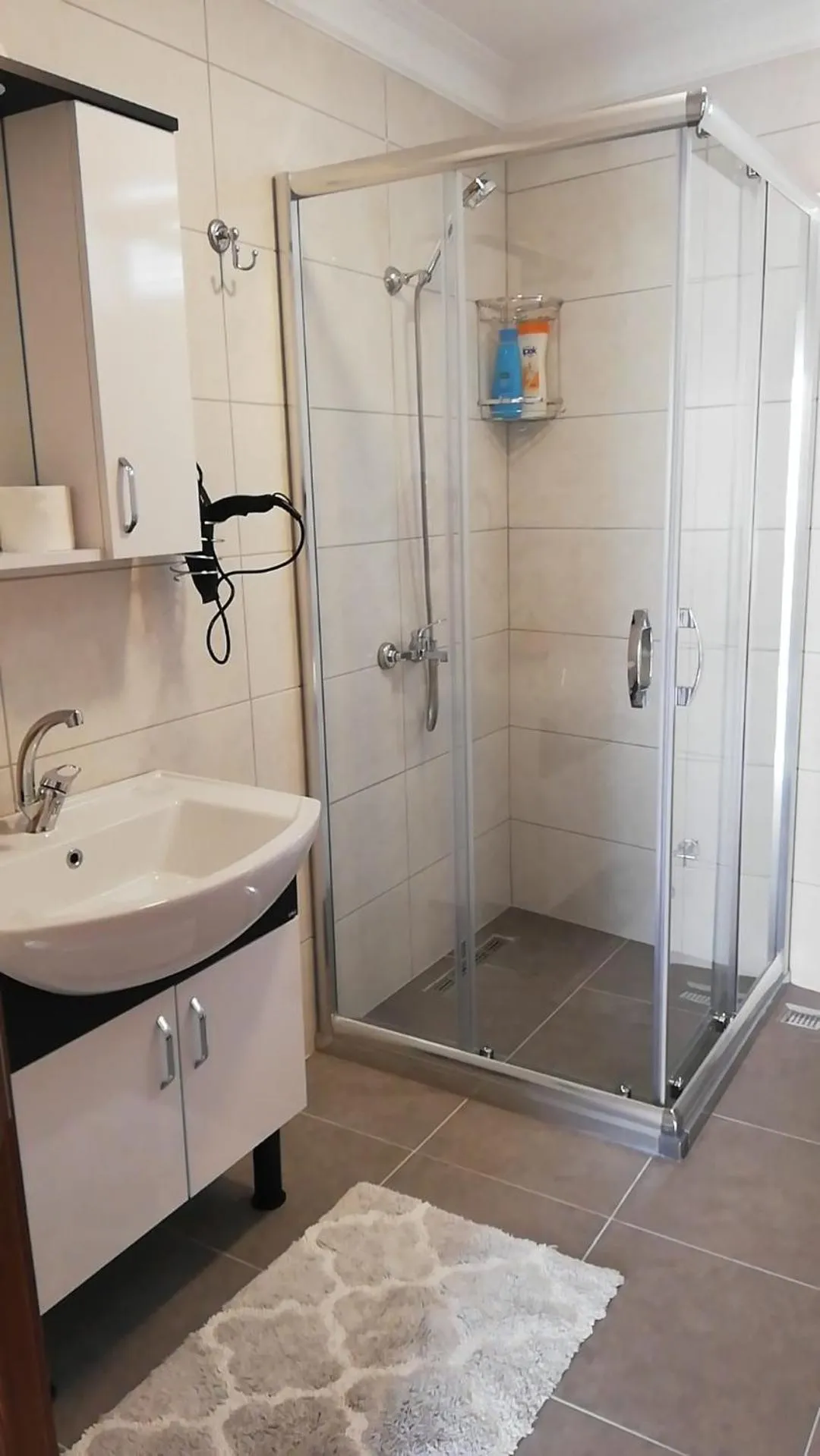 Shower in Little Palace Blue Apartment