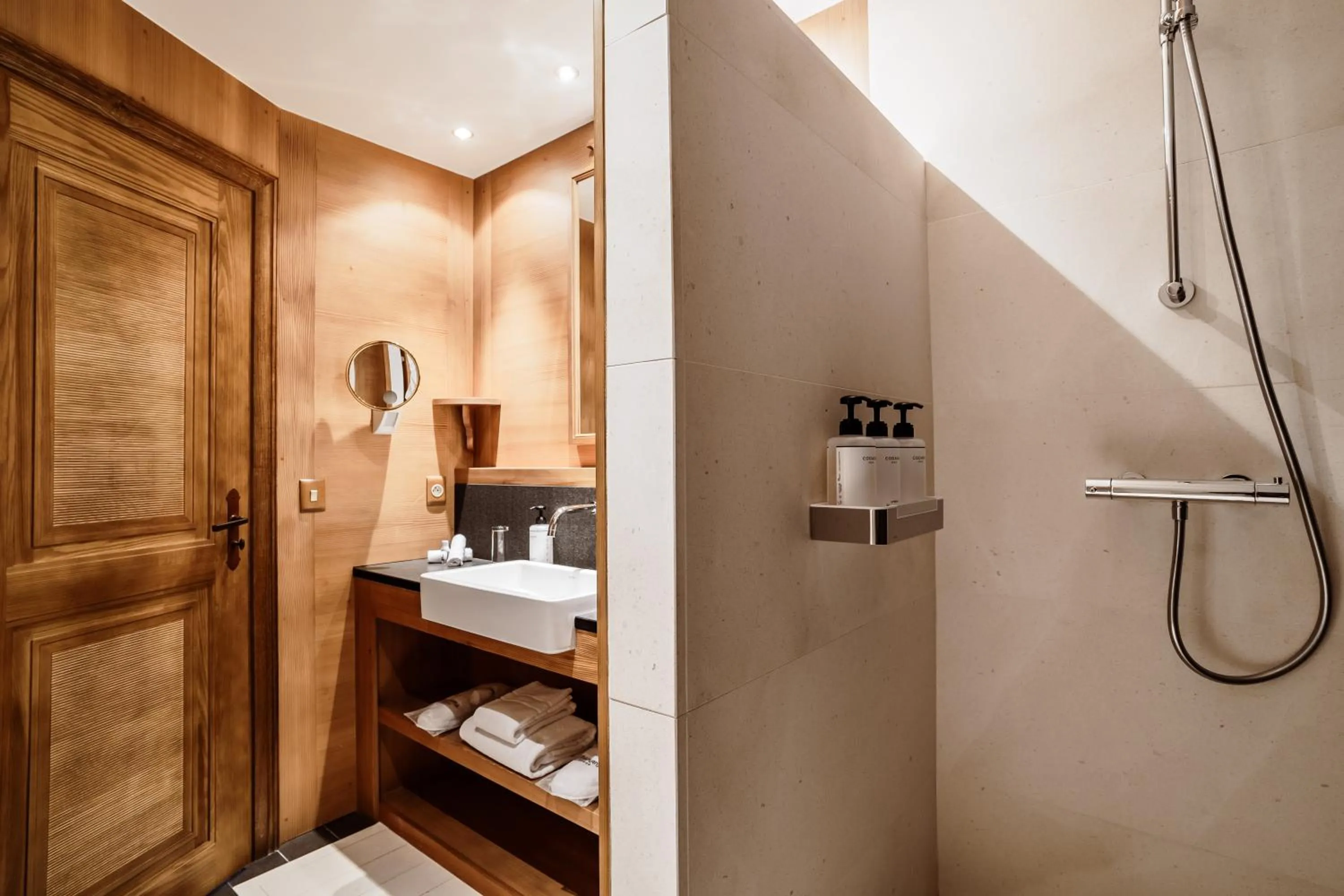 Bathroom in Hotel Annapurna