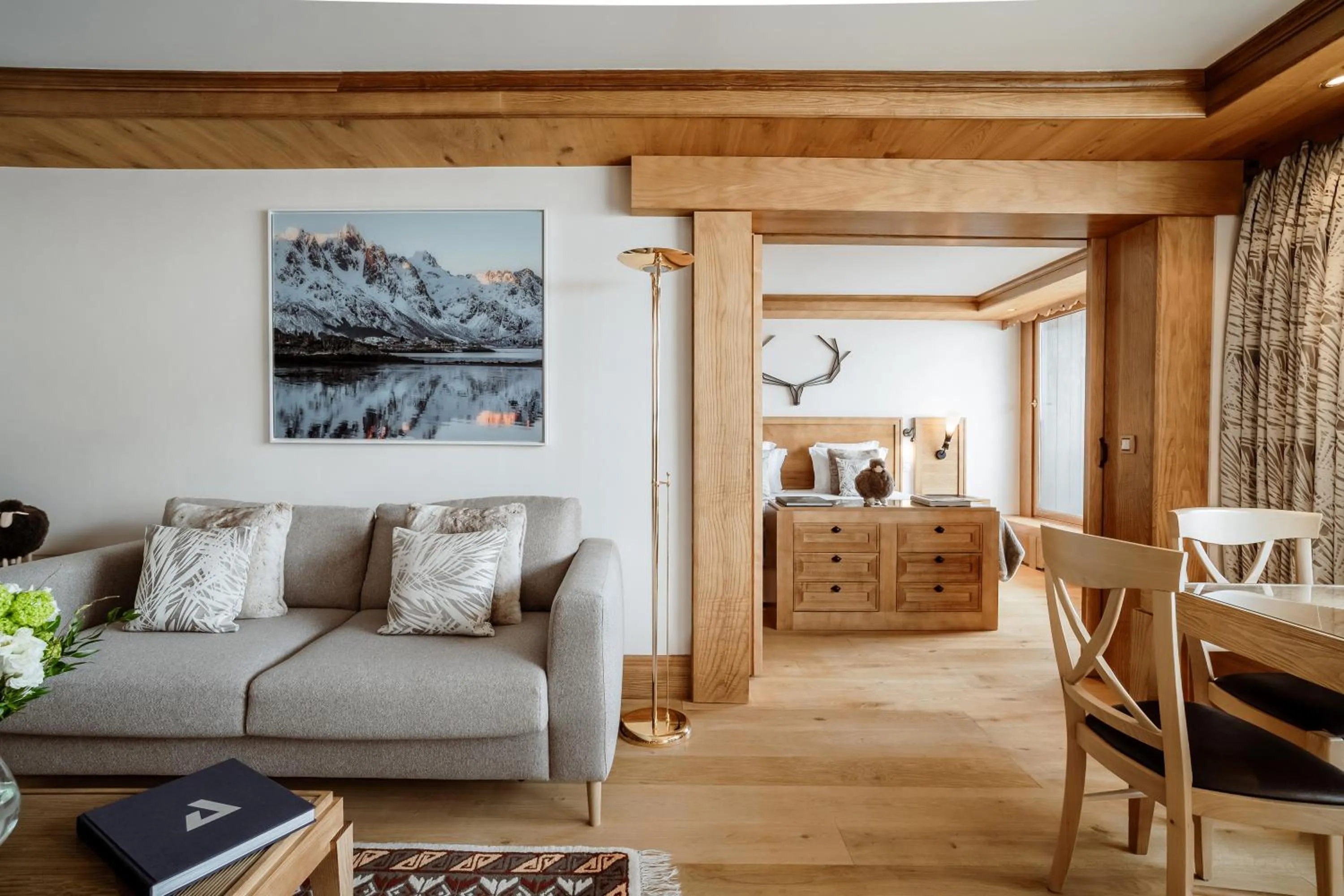 Living room in Hotel Annapurna