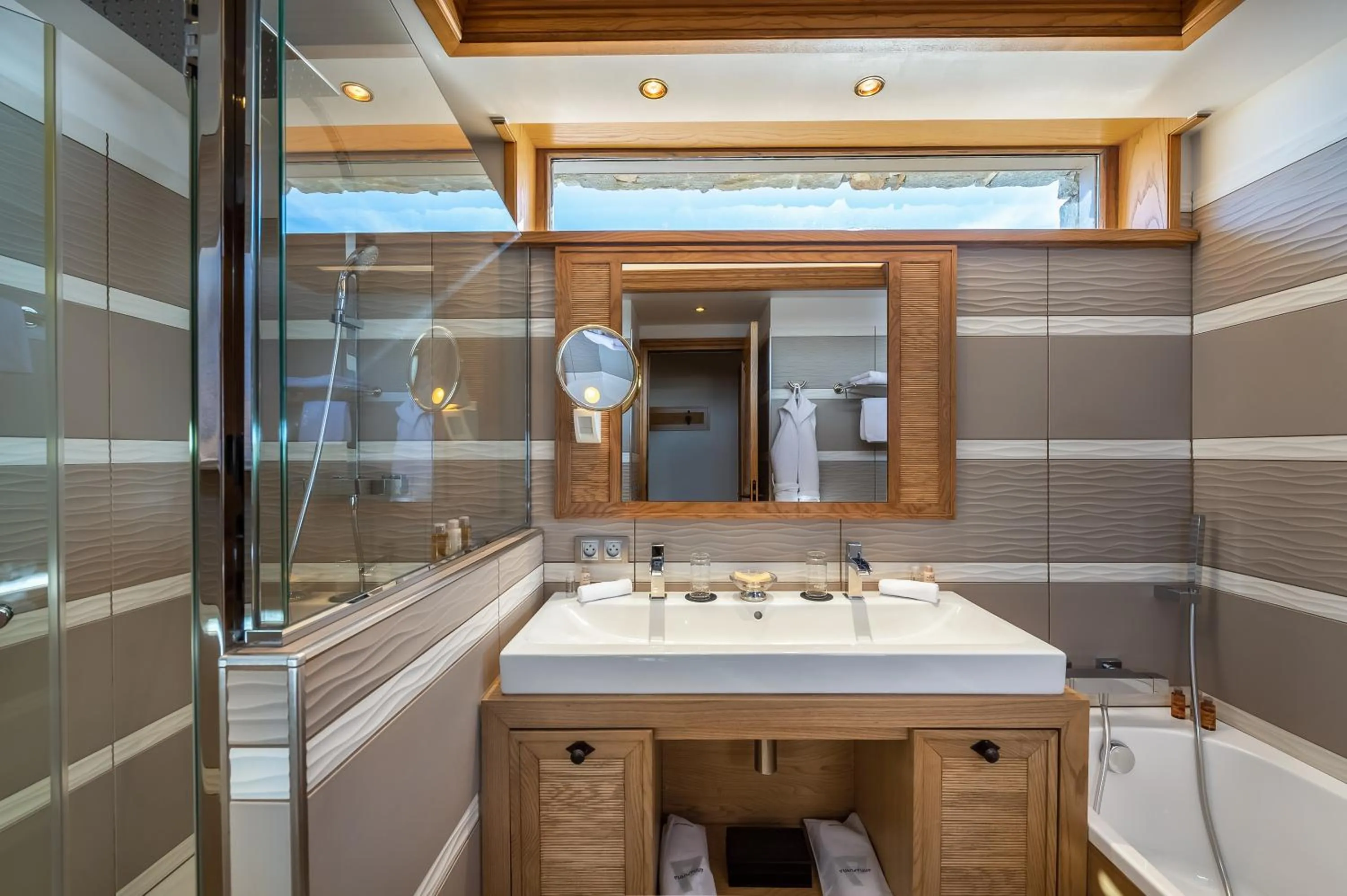 Bathroom in Hotel Annapurna