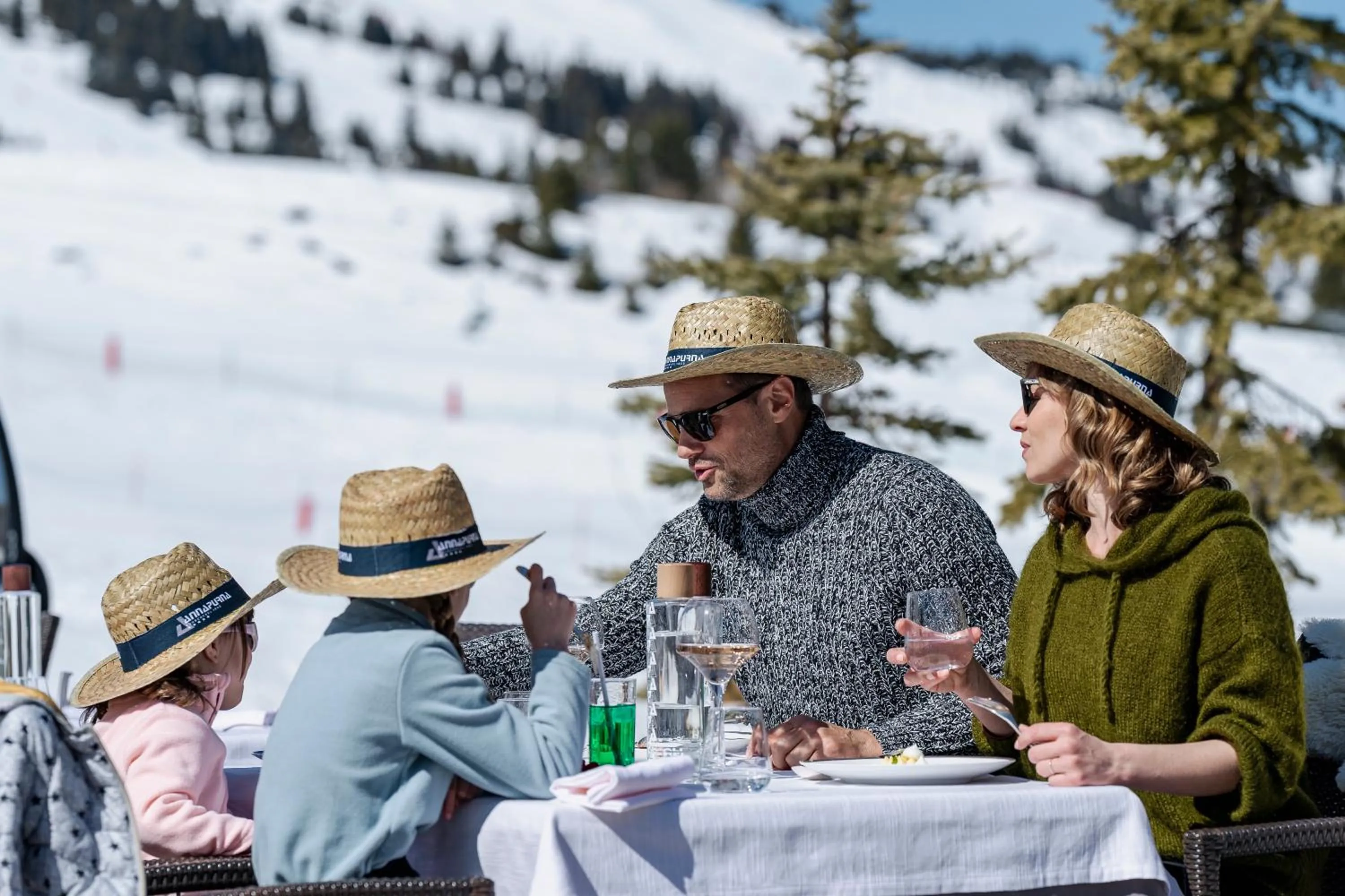 Restaurant/places to eat in Hotel Annapurna