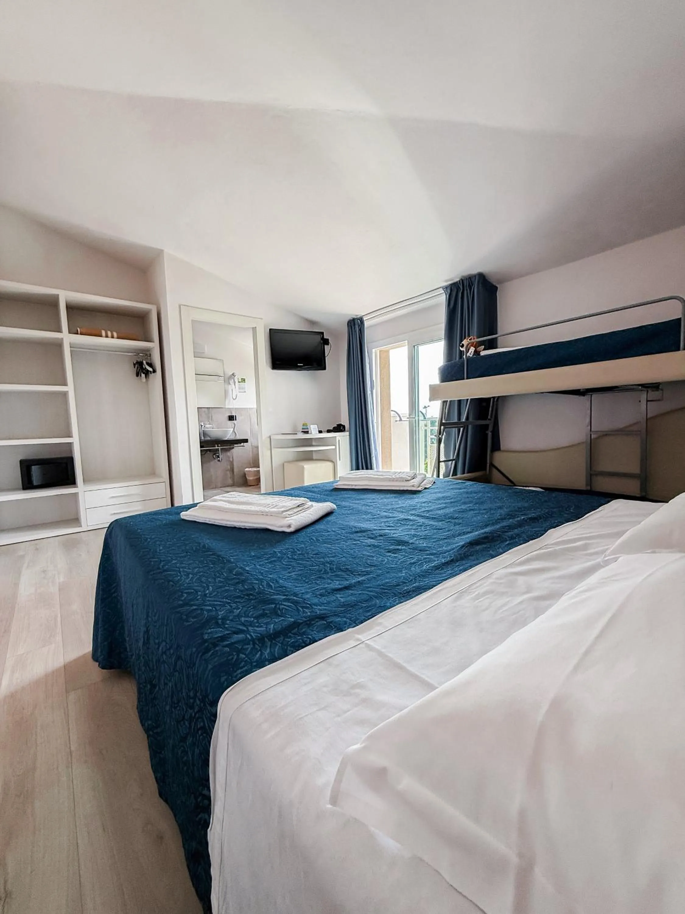 Bed in Hotel Bella Igea