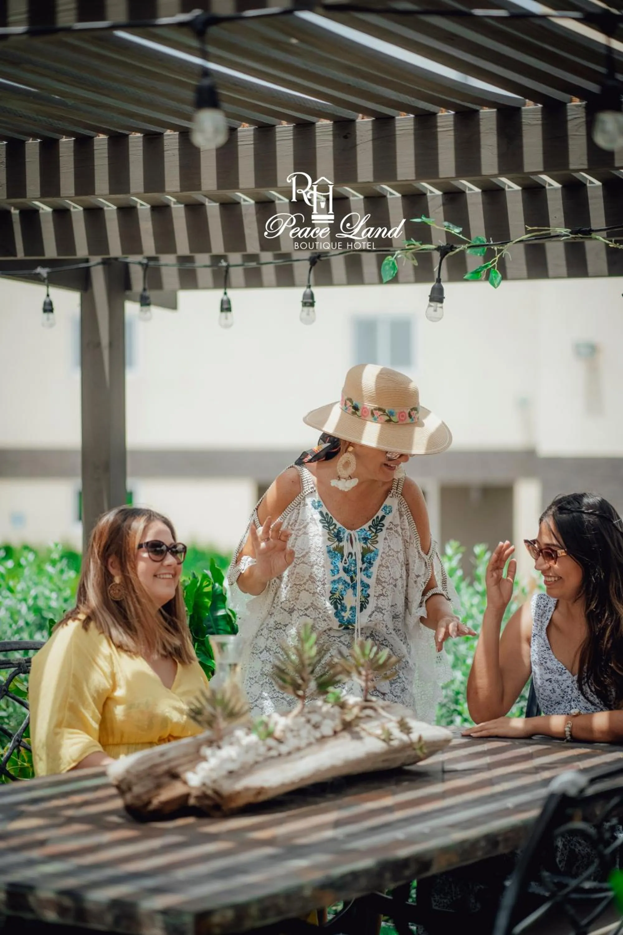 Breakfast in Hotel RH Boutique Aruba