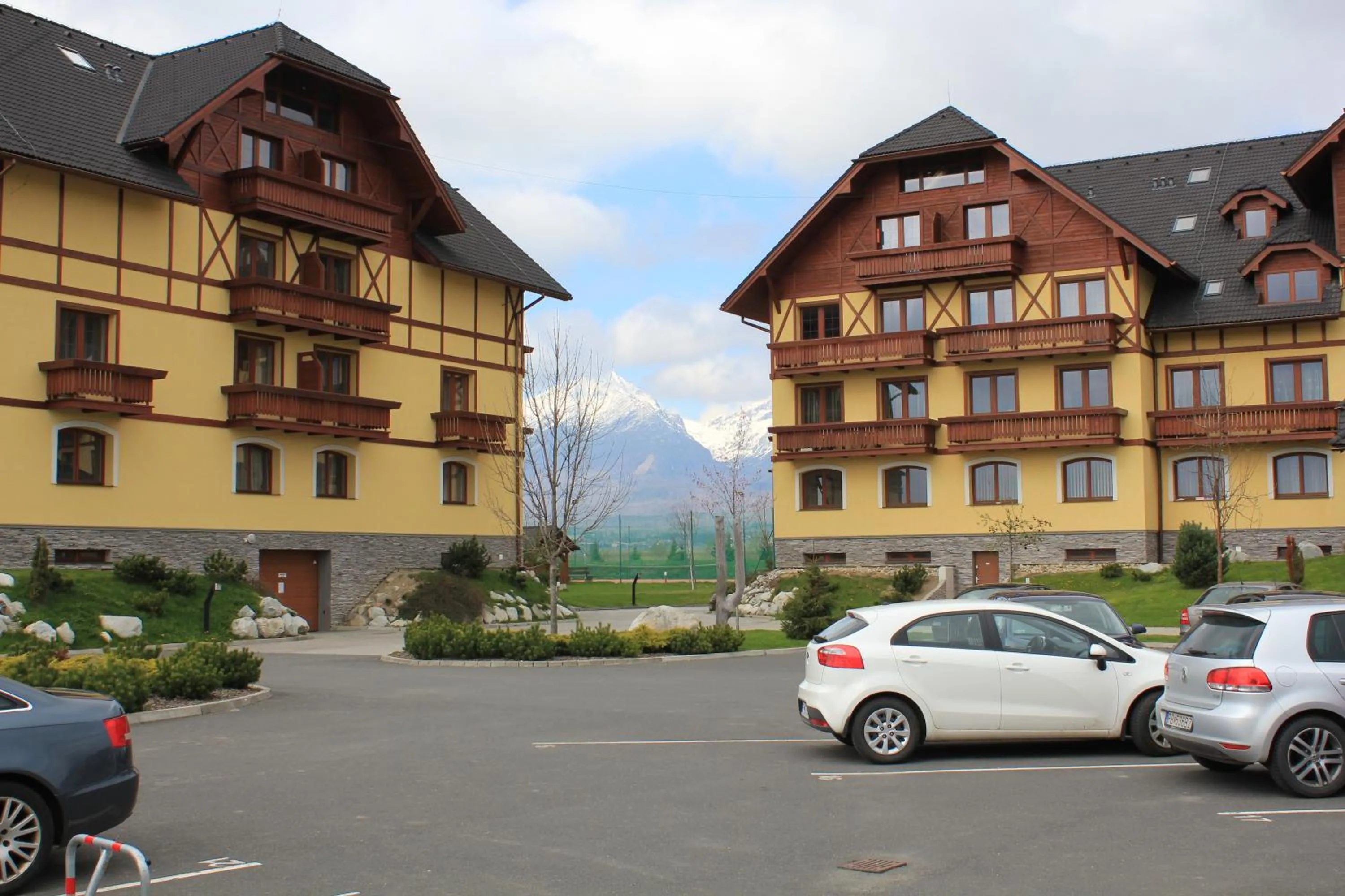 Facade/entrance in Apartmany Sileas