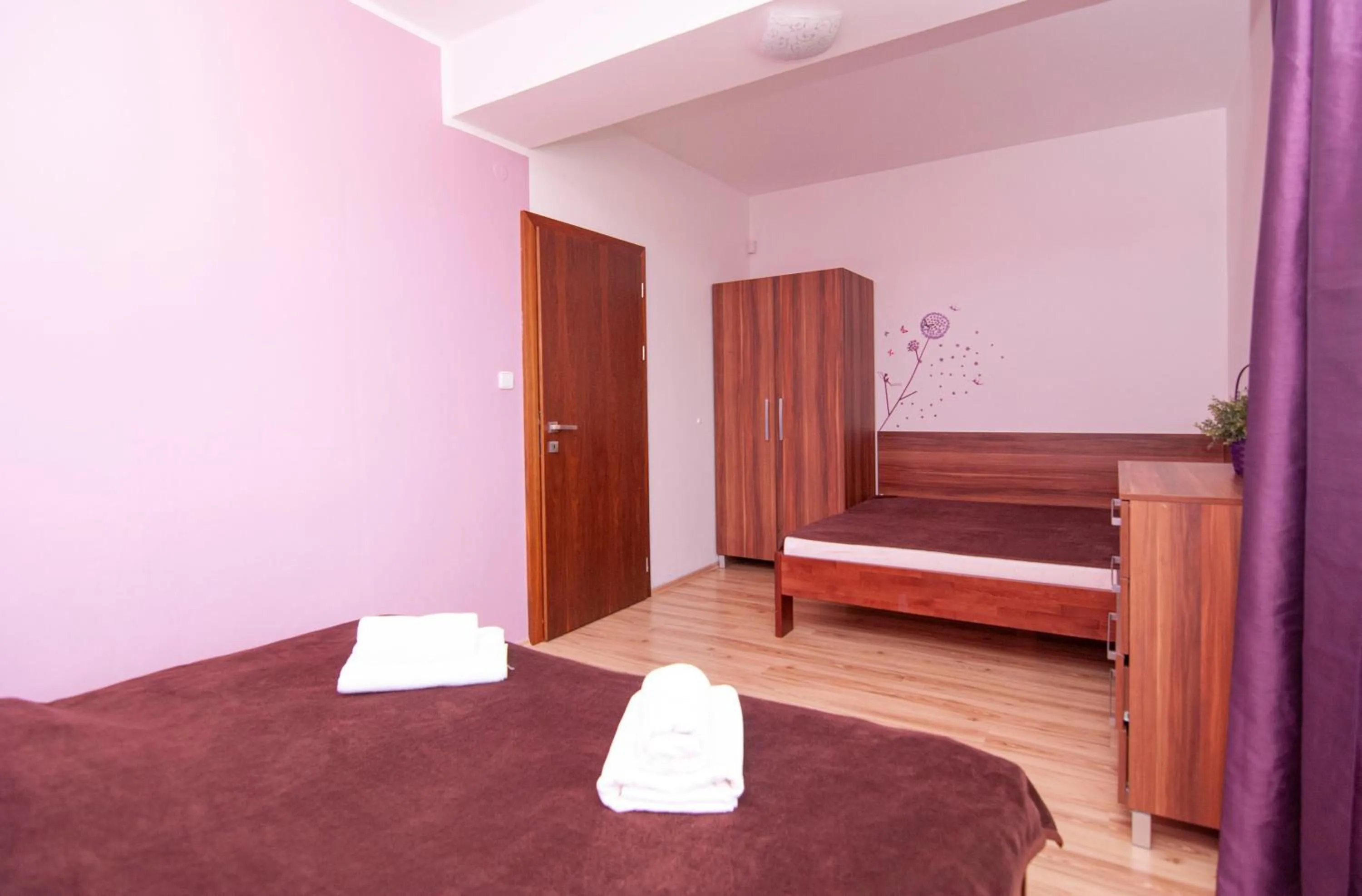 Photo of the whole room, Bed in Apartmany Sileas