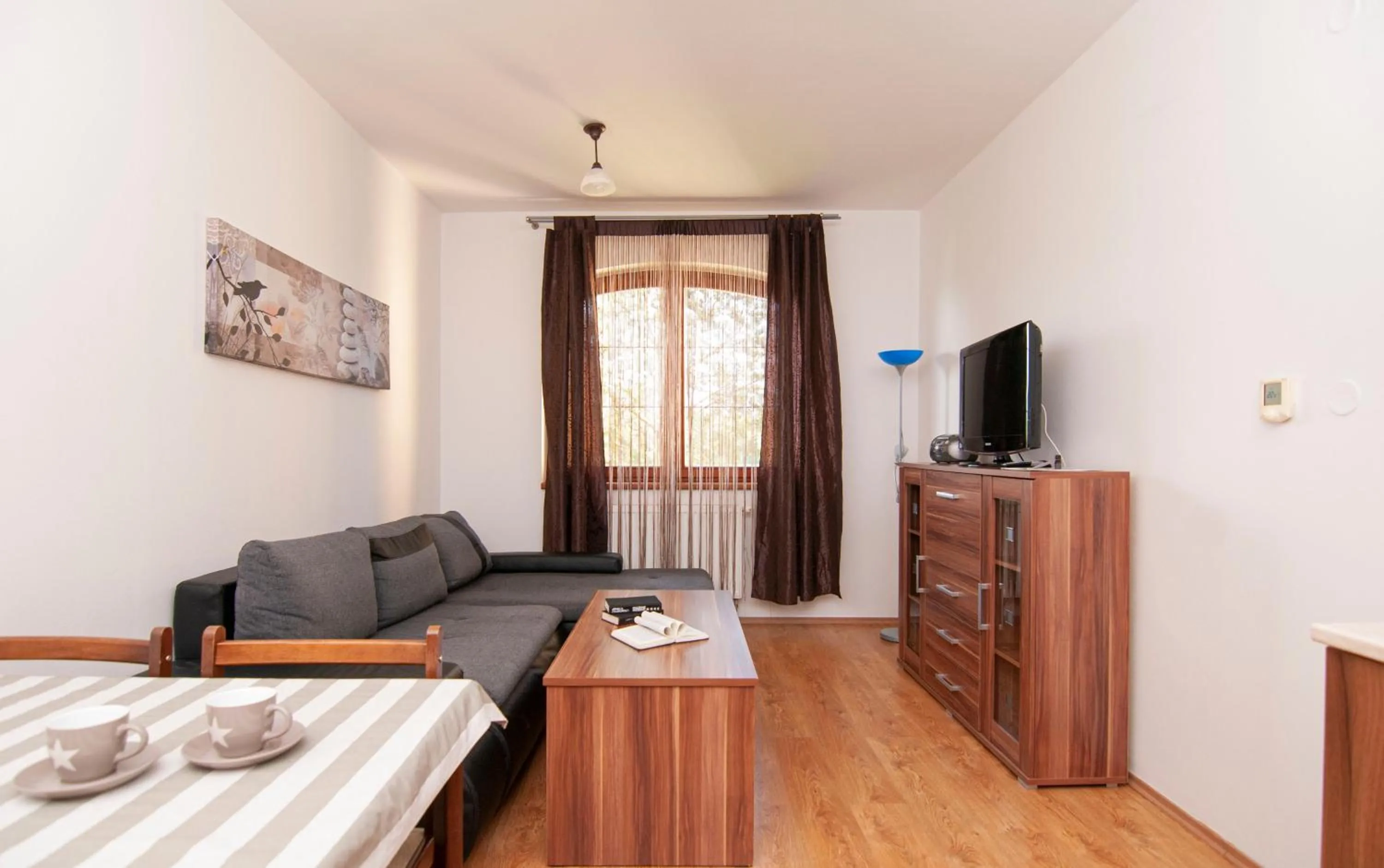 Communal lounge/ TV room, Bed in Apartmany Sileas