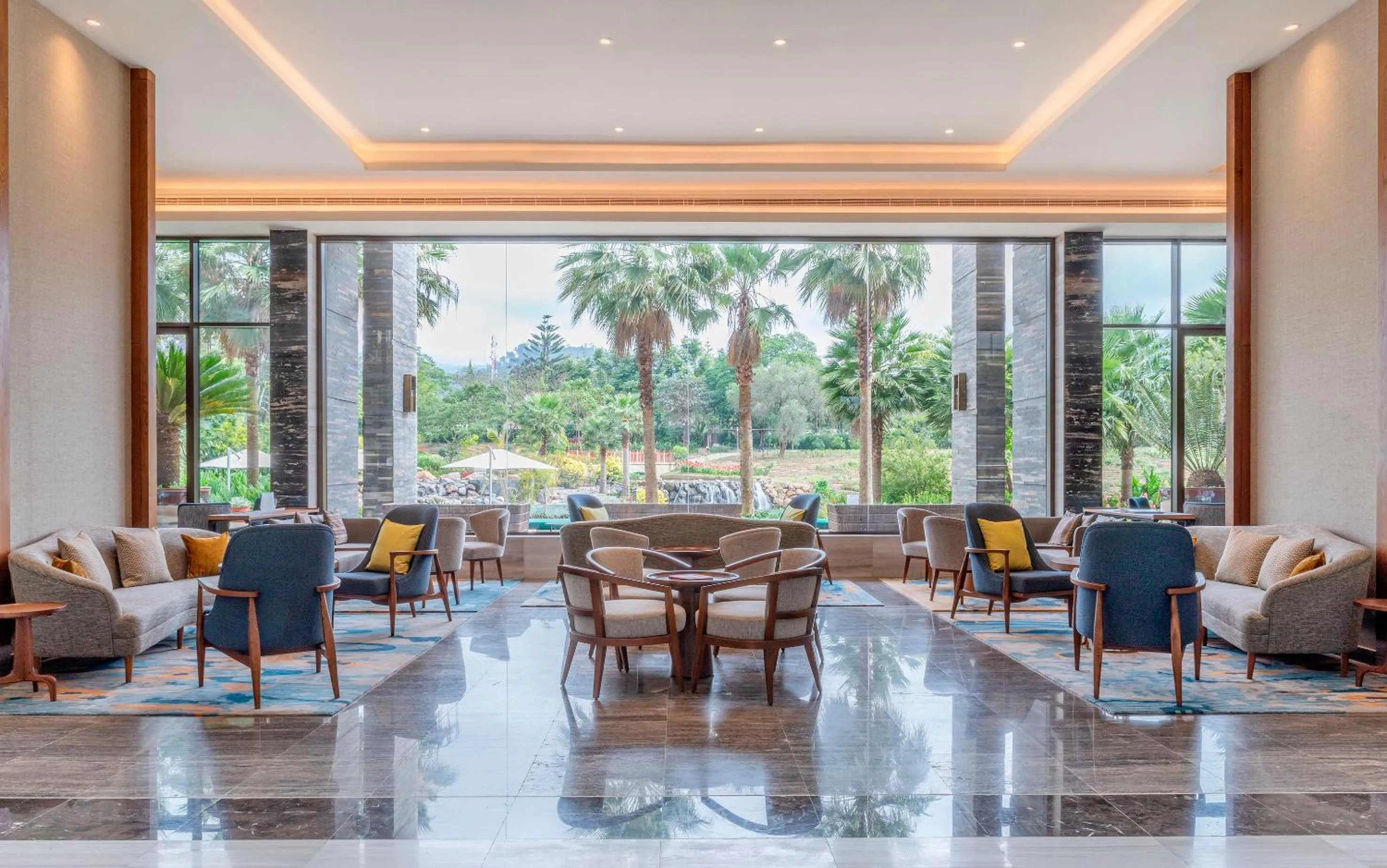 Facade/entrance in Gran Melia Arusha