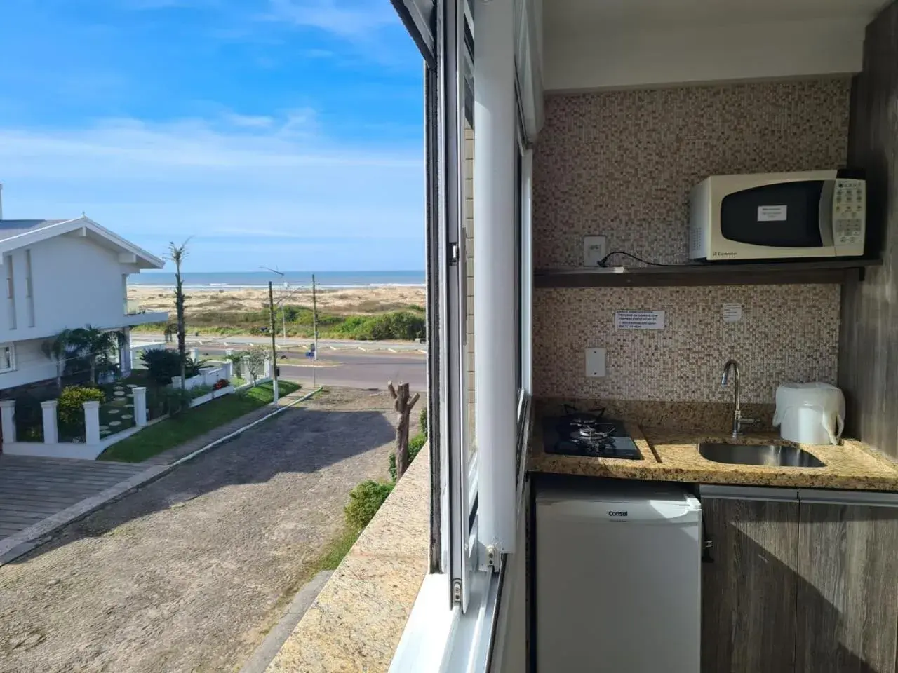 Deluxe Double Room with Side Sea View in Hotel Jardim do Mar Deluxe Double Room with Side Sea View in Hotel Jardim do Mar