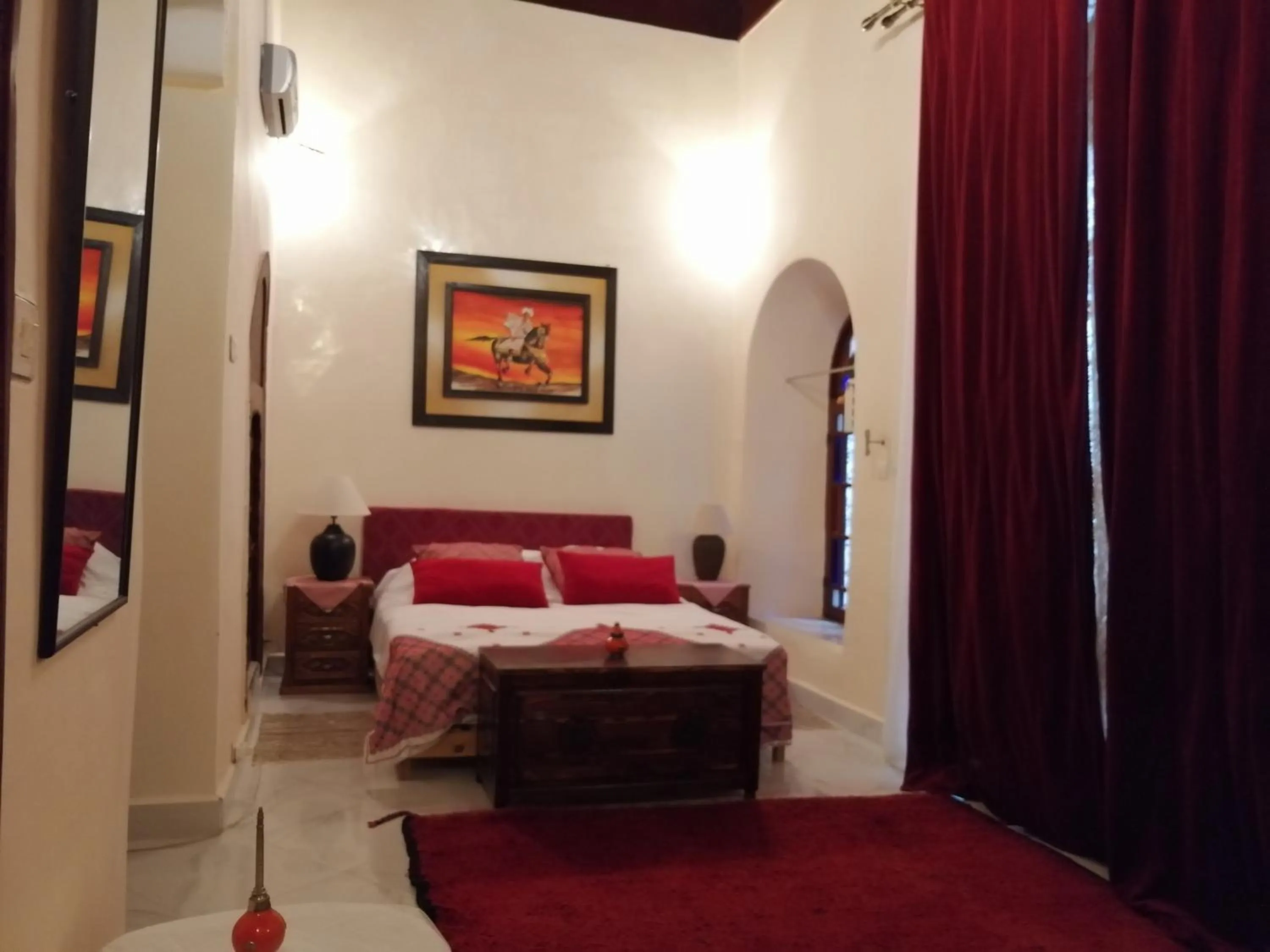 Bed in Riad AlKATIB Meknès