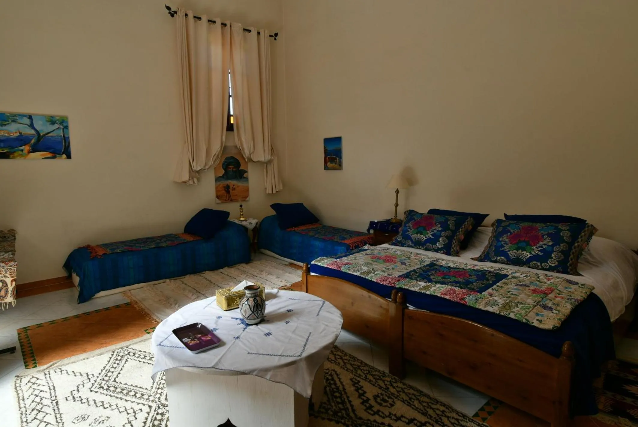 Photo of the whole room, Bed in Riad AlKATIB Meknès
