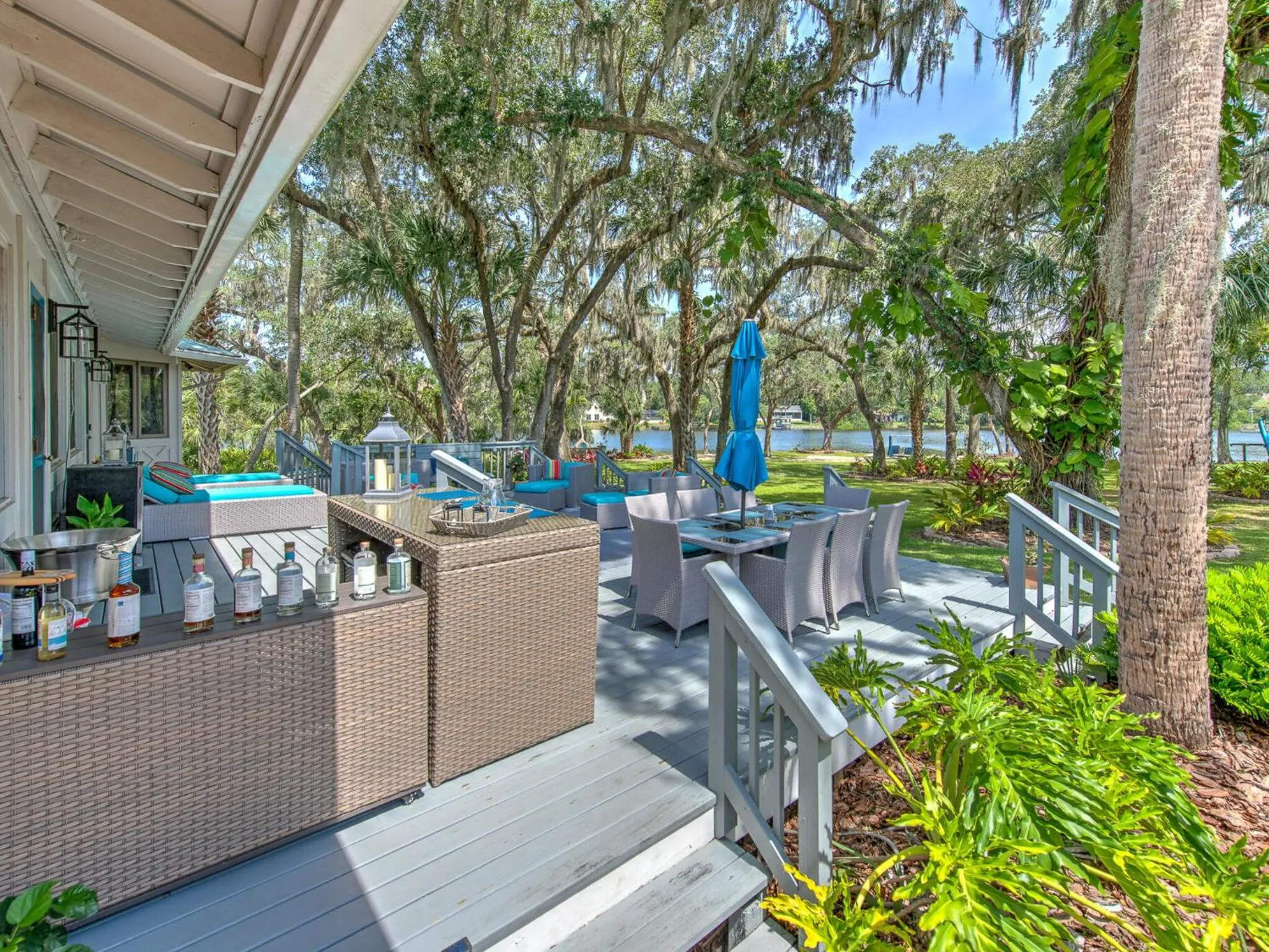 Patio in Riverbend Retreat Fla