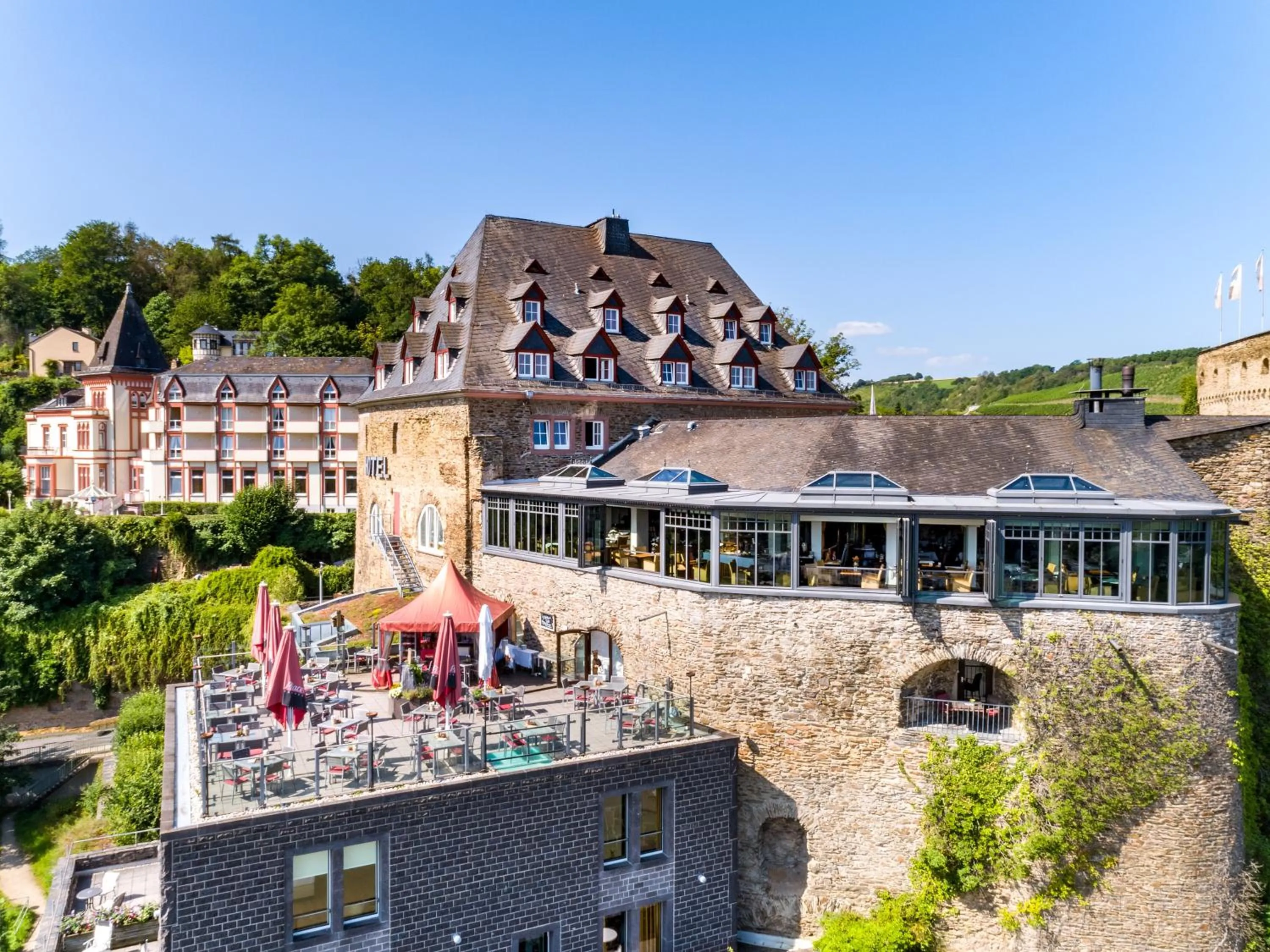 Property building in Hotel Schloss Rheinfels