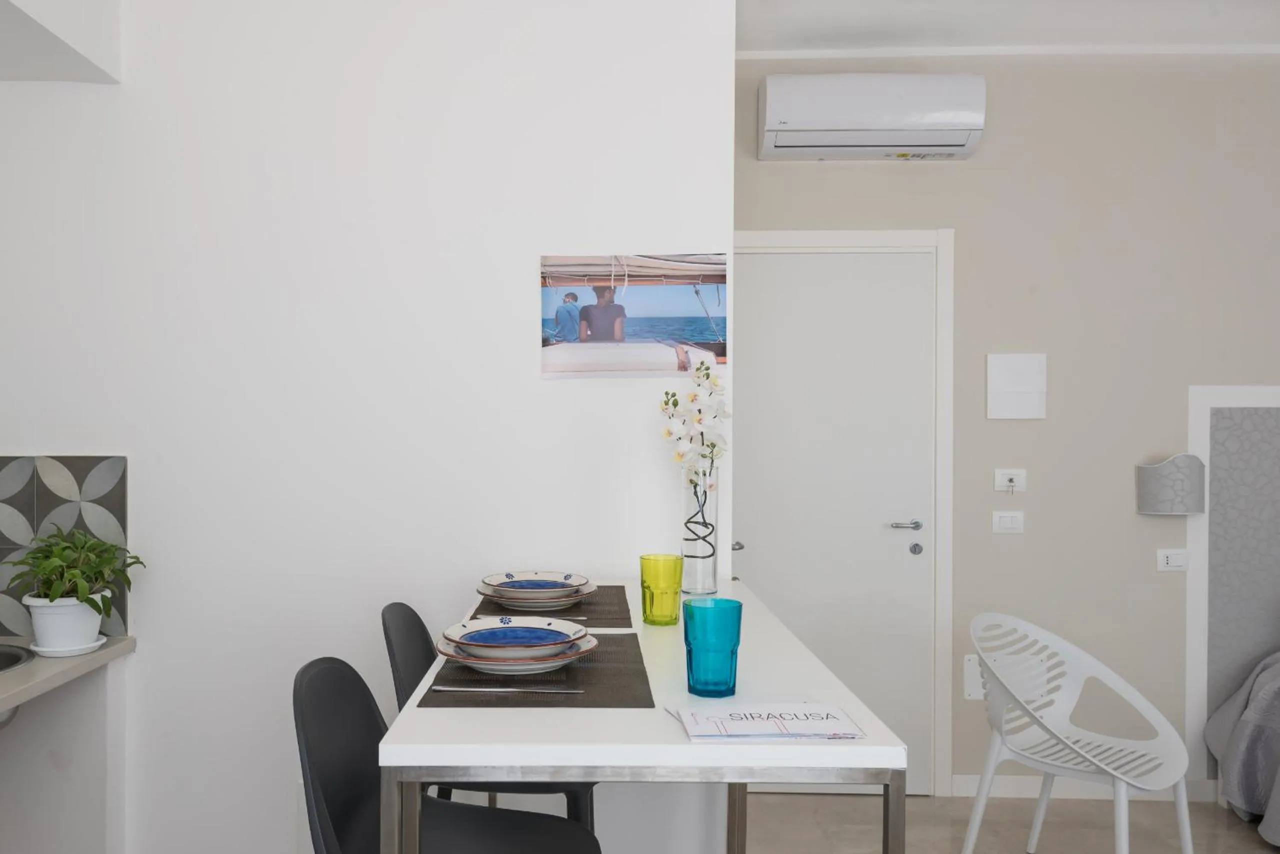 Dining area in Wonderful Italy Suites
