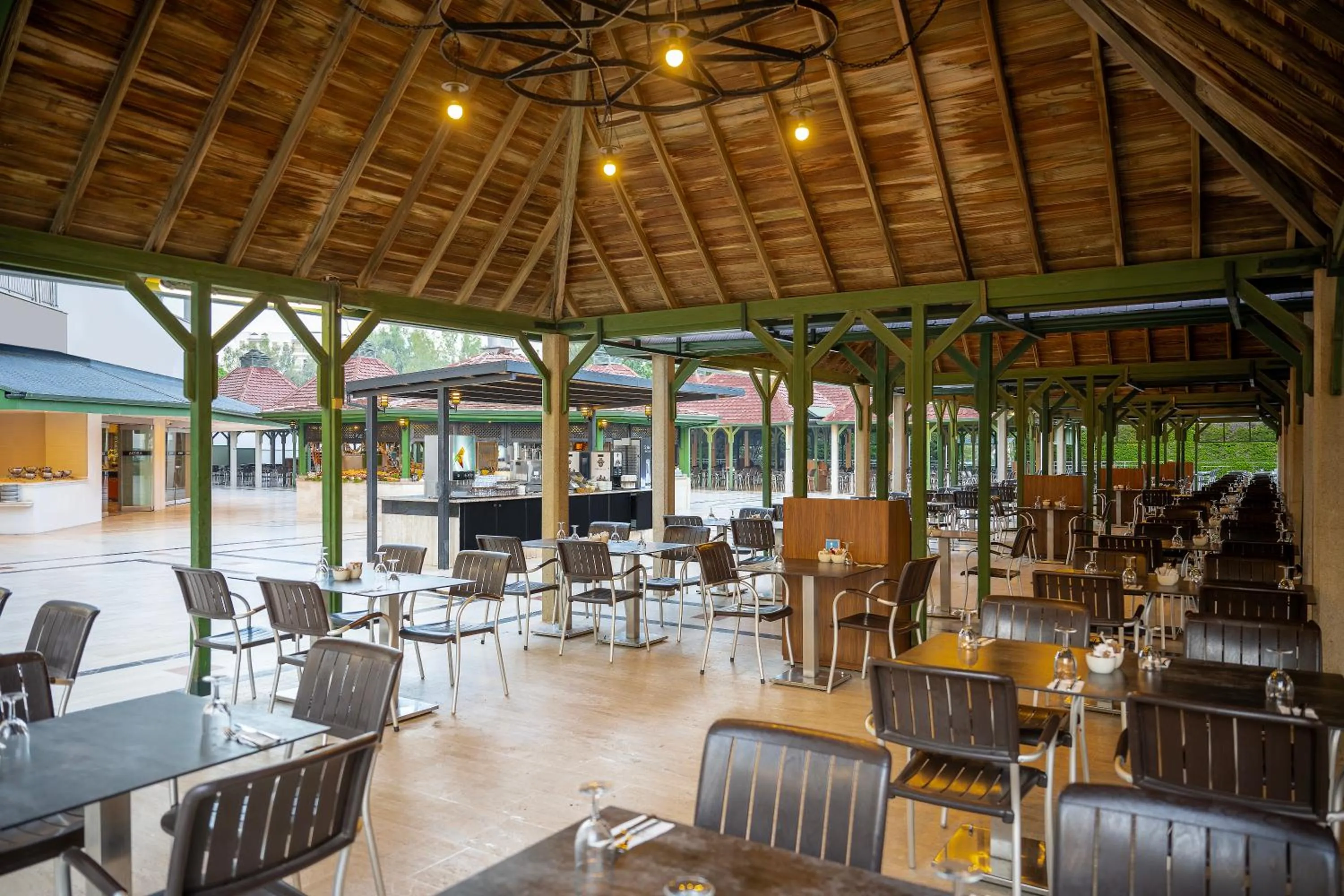 Restaurant/places to eat in Adora Hotel & Resort