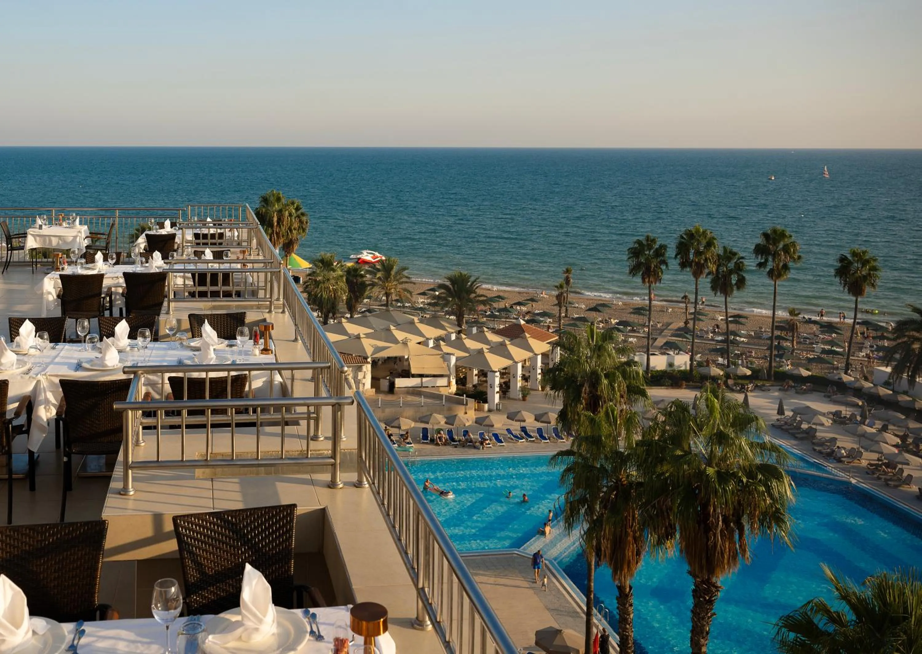 Restaurant/places to eat in Adora Hotel & Resort